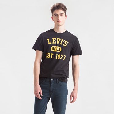 Levi's® Graphic Tee-Varsity Caviar