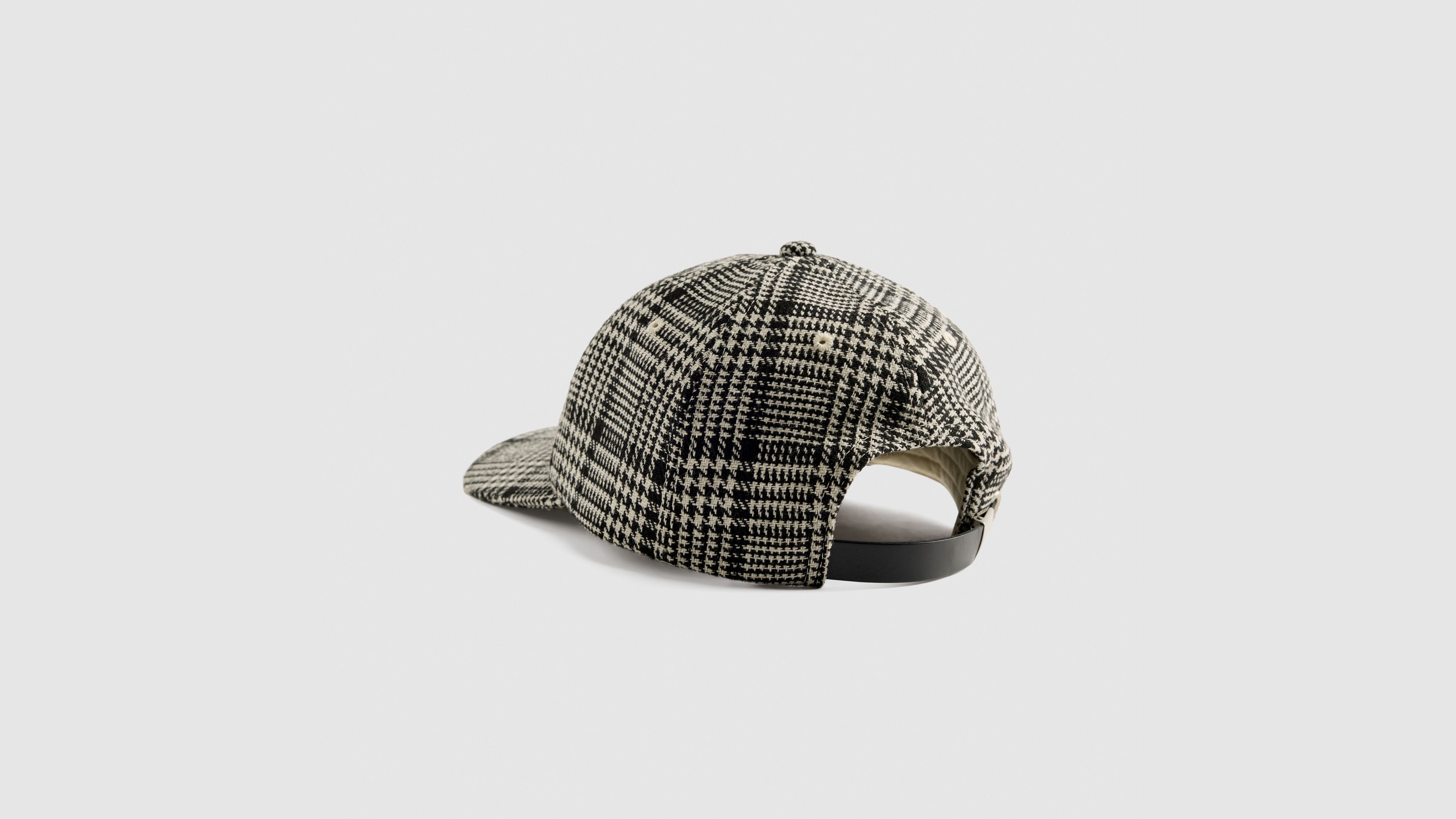 Levi's Relaxed Dad Heritage Cap In Black