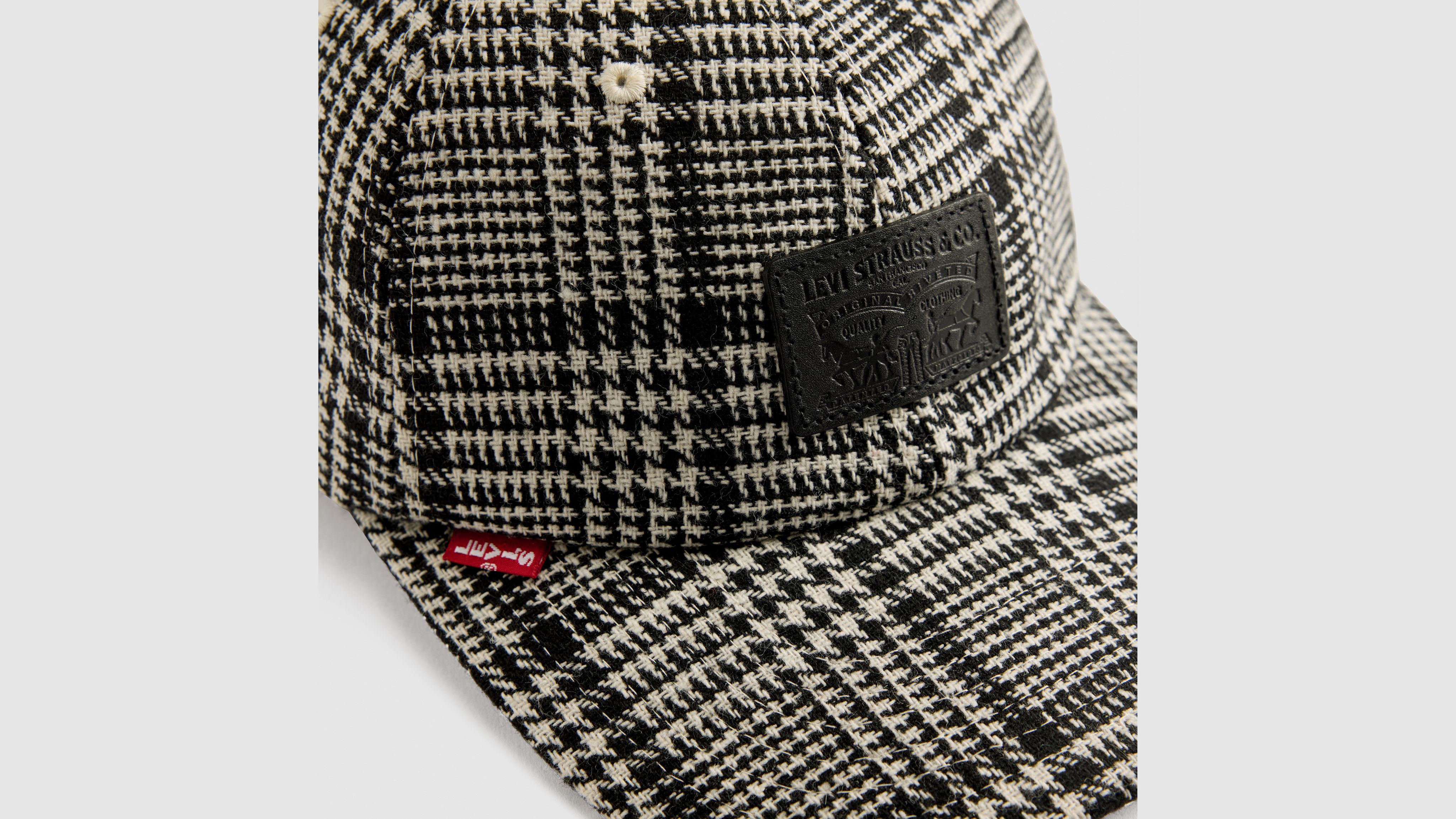 Levi's Relaxed Dad Heritage Cap In Black