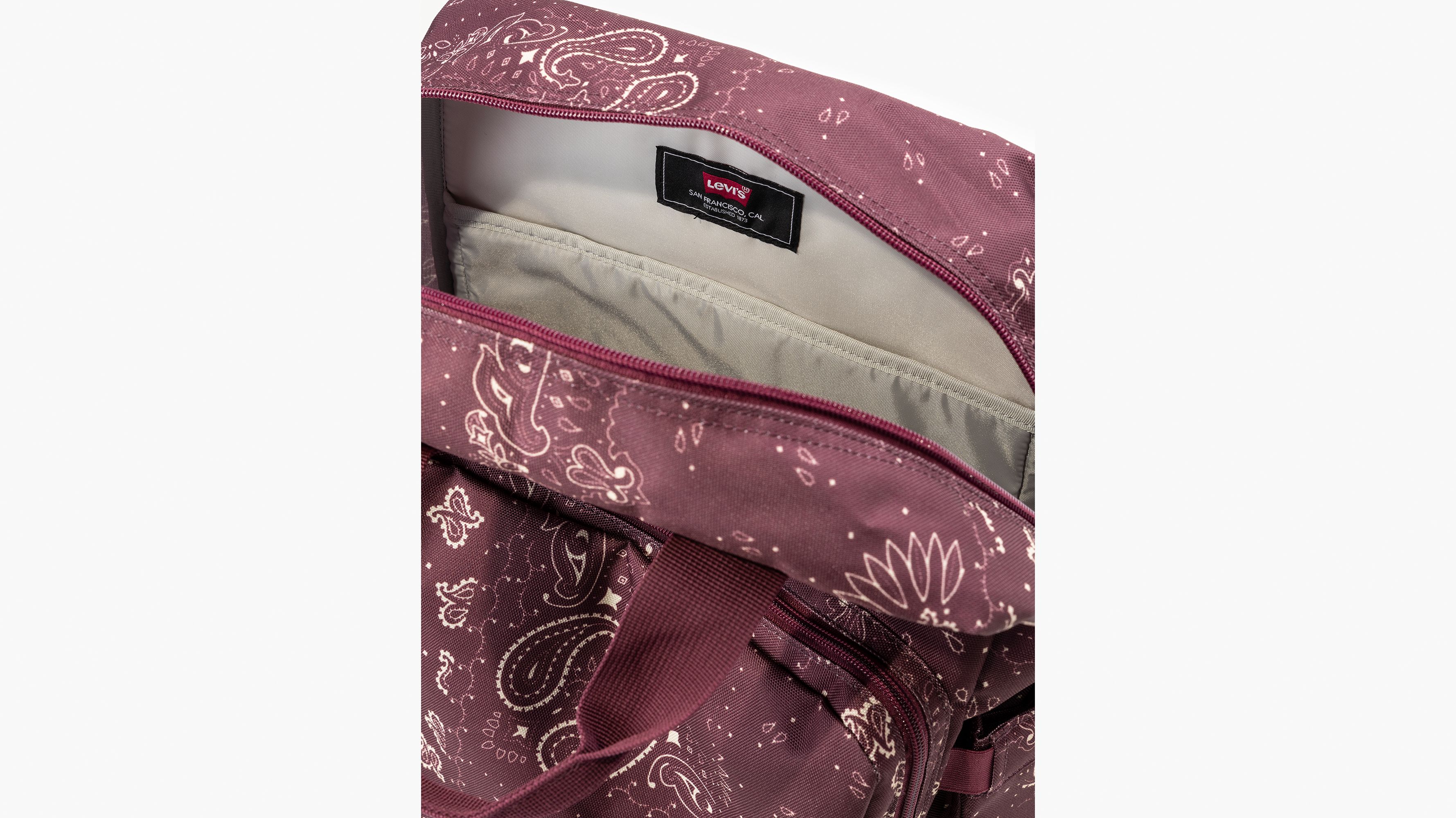 Levi's® L-Pack Large 4