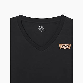 The Perfect V-Neck Tee 3