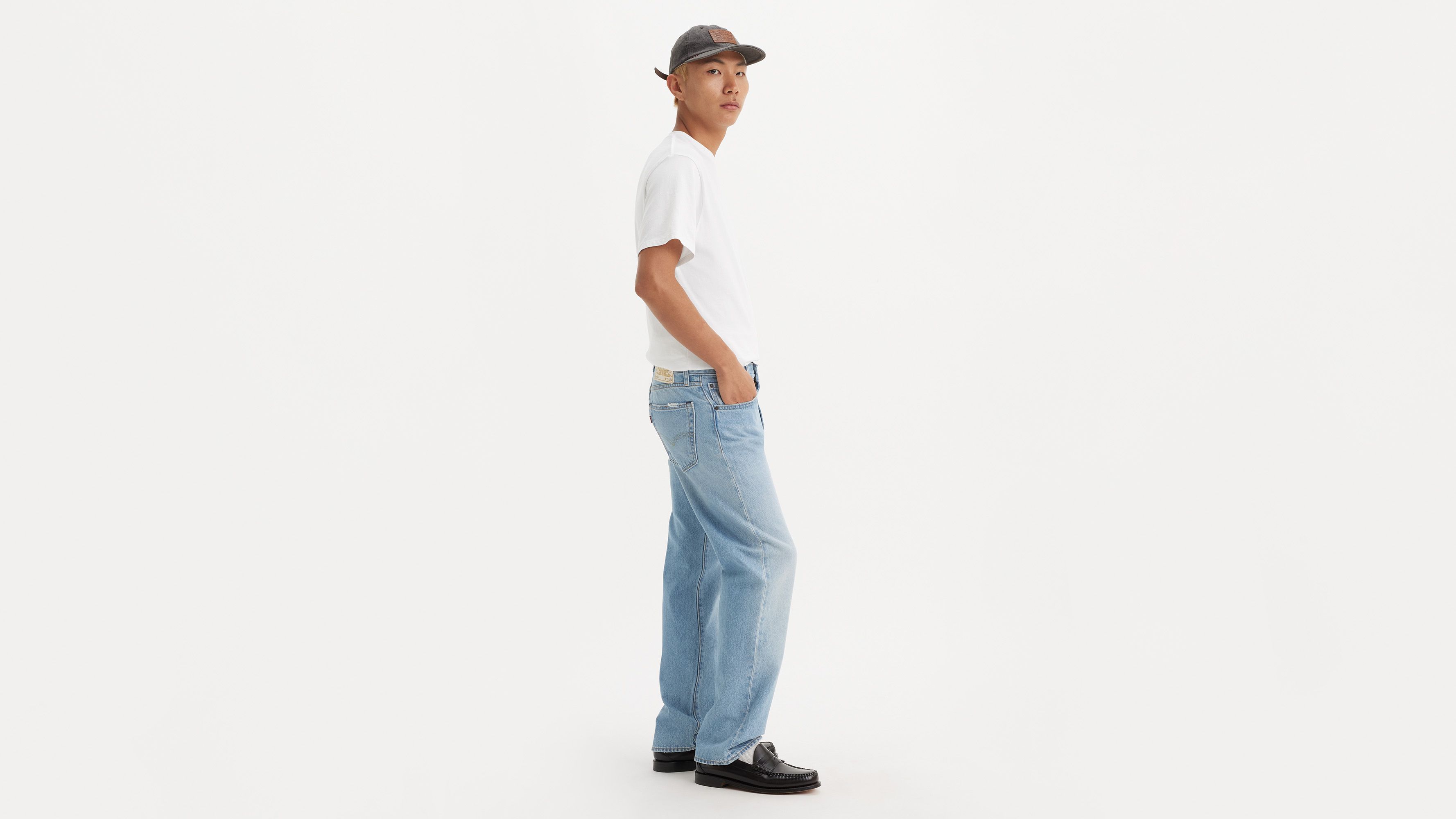 555™ Relaxed Straight Transitional Cotton Men's Jeans 4