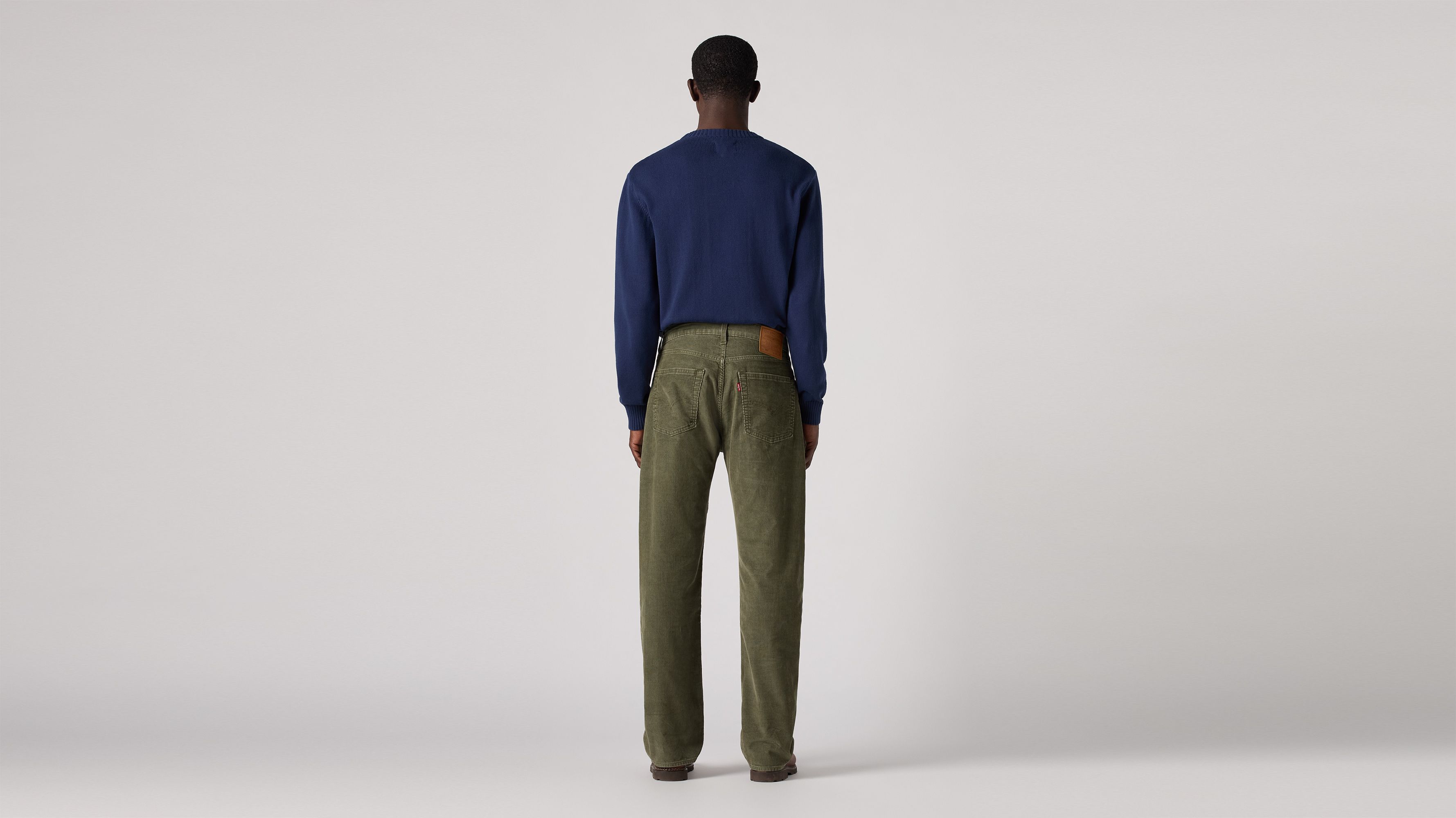 555™ Relaxed Straight Corduroy Pants - Green | Levi's® GR