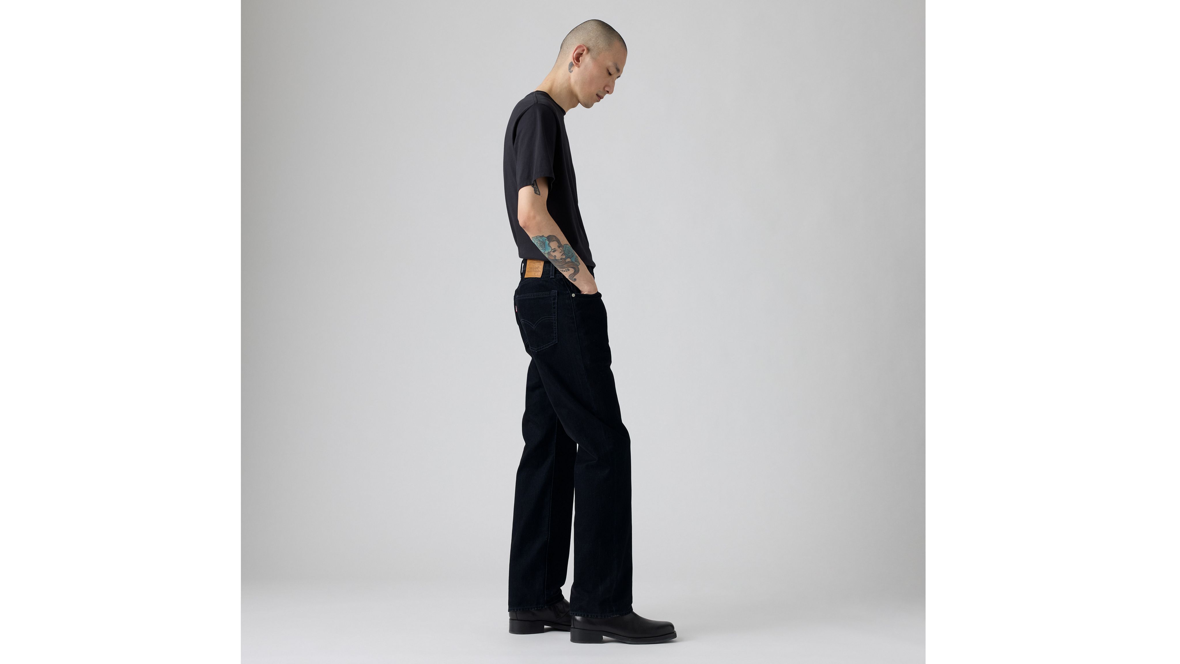 555™ Relaxed Straight Jeans 4