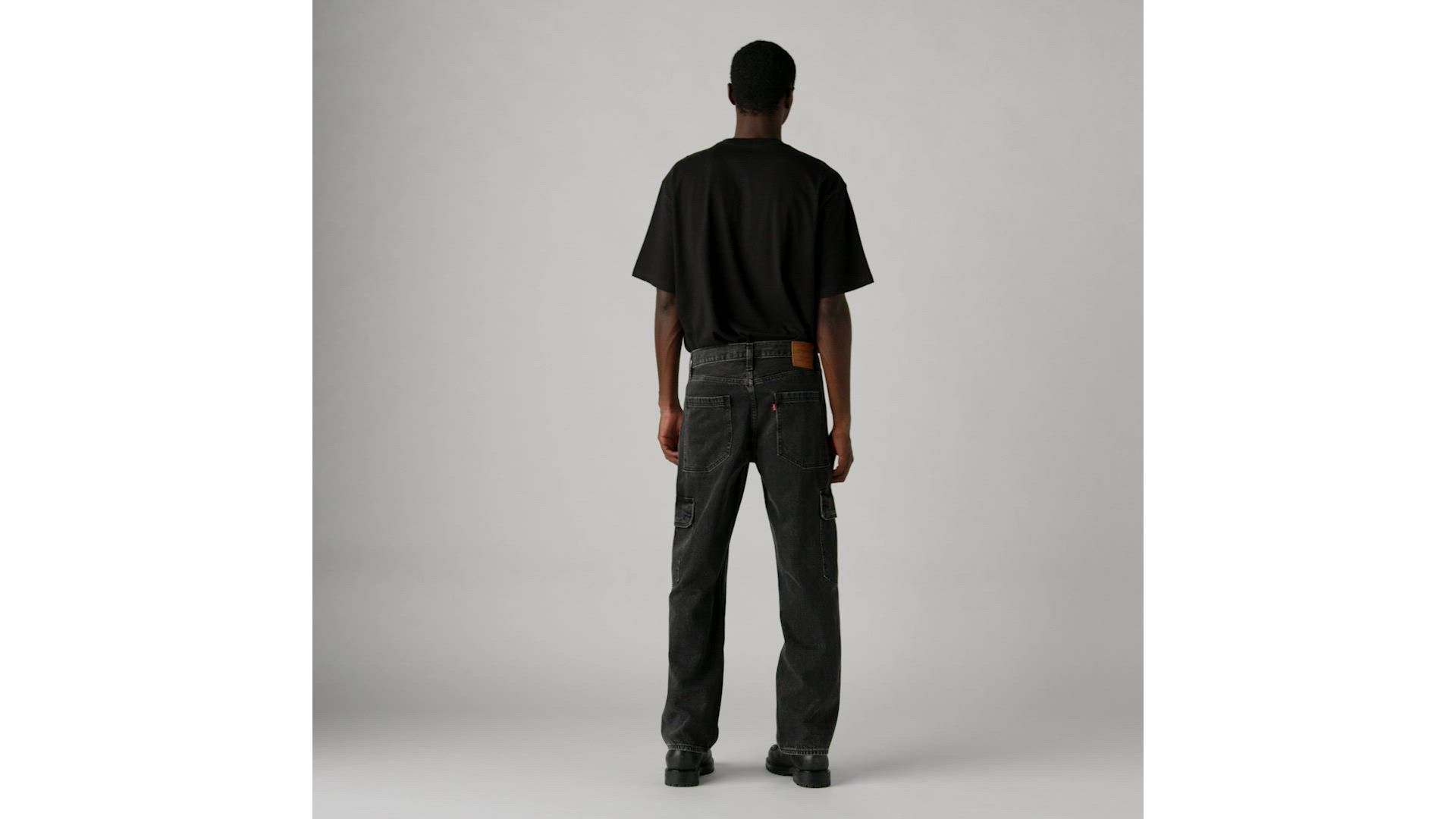 568™ Loose Straight Cargo Men's Jeans 1