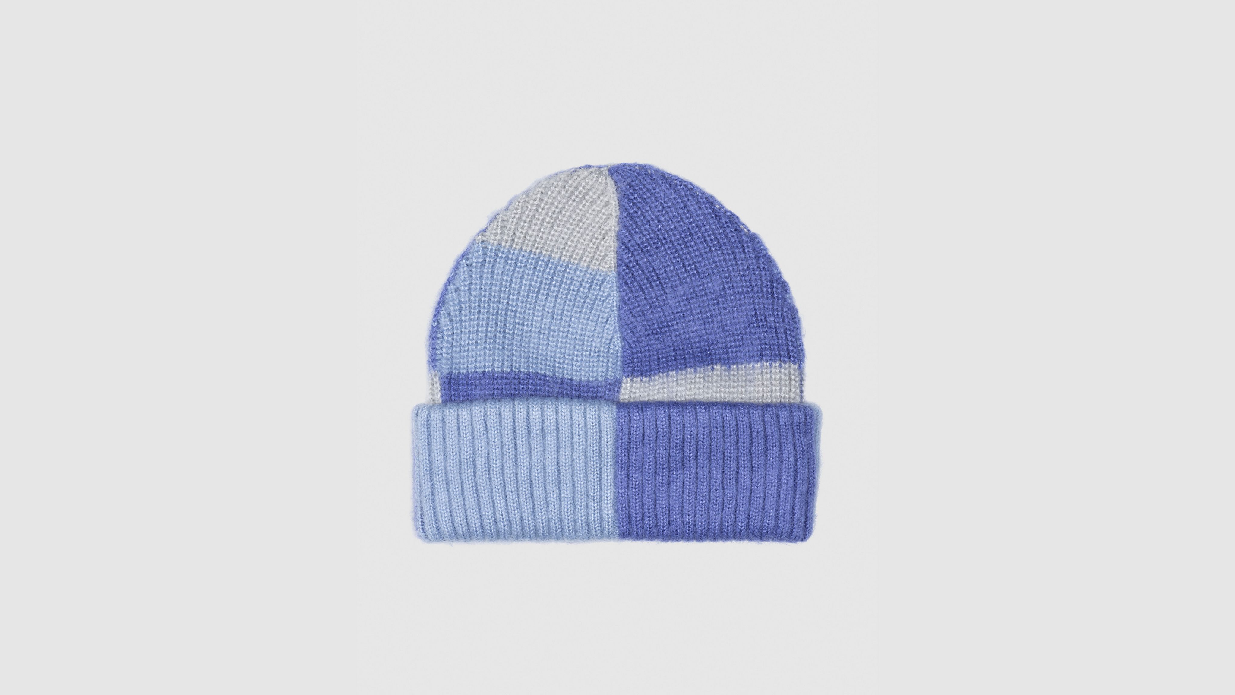 Backpatch Beanie 3
