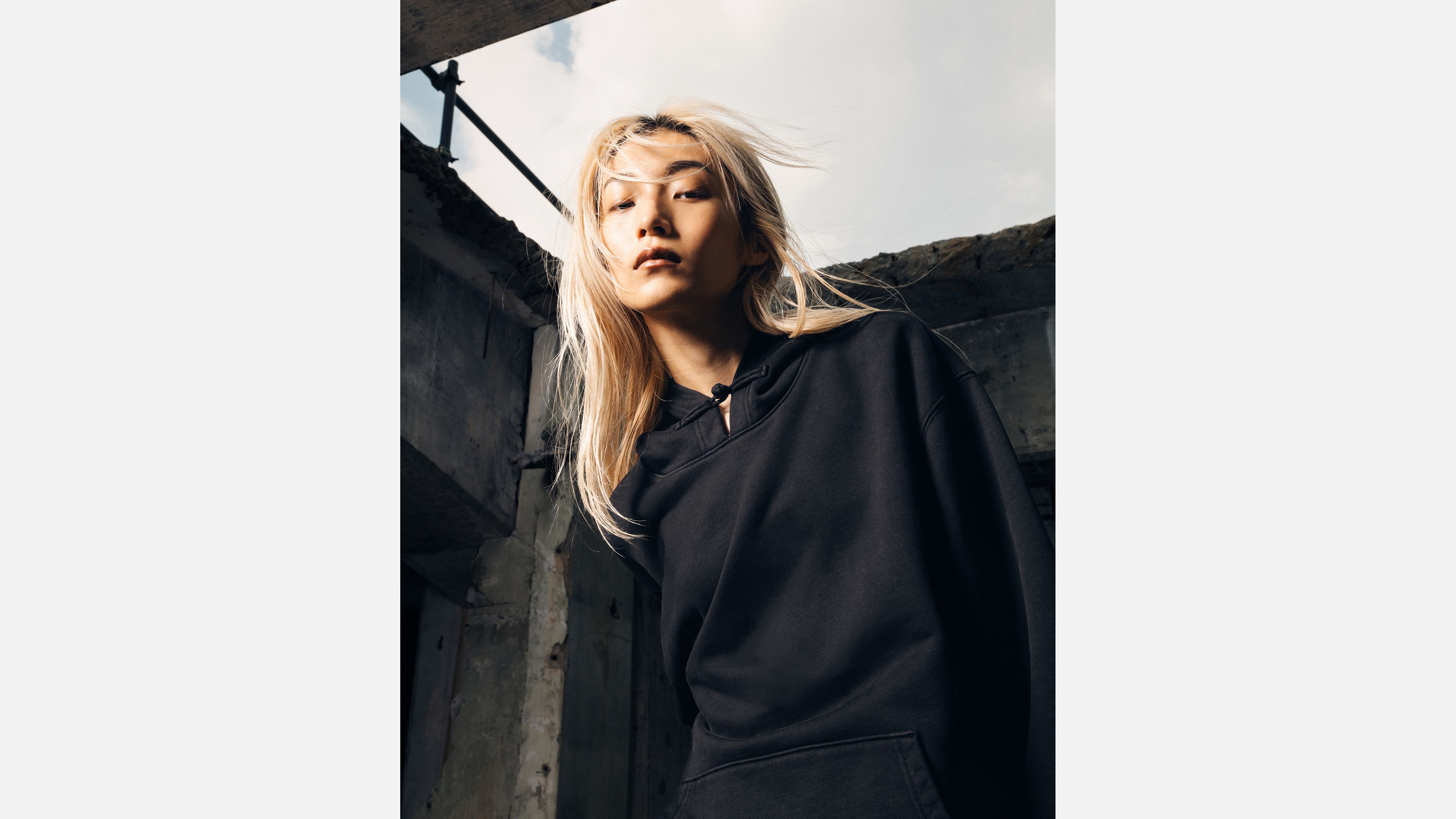 Levi's® x CLOT Hoodie 11