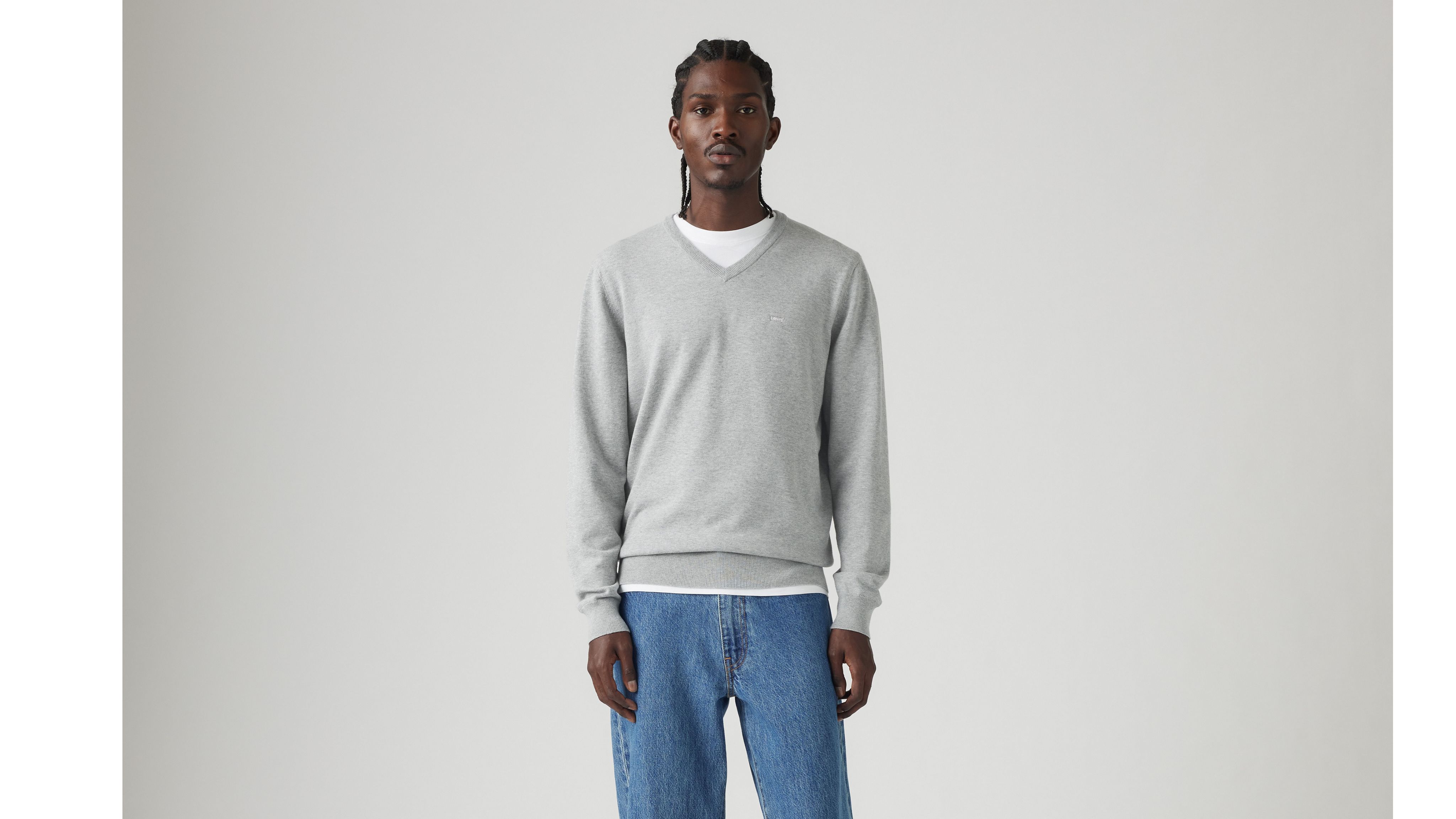 V-Neck Housemark Sweater 2