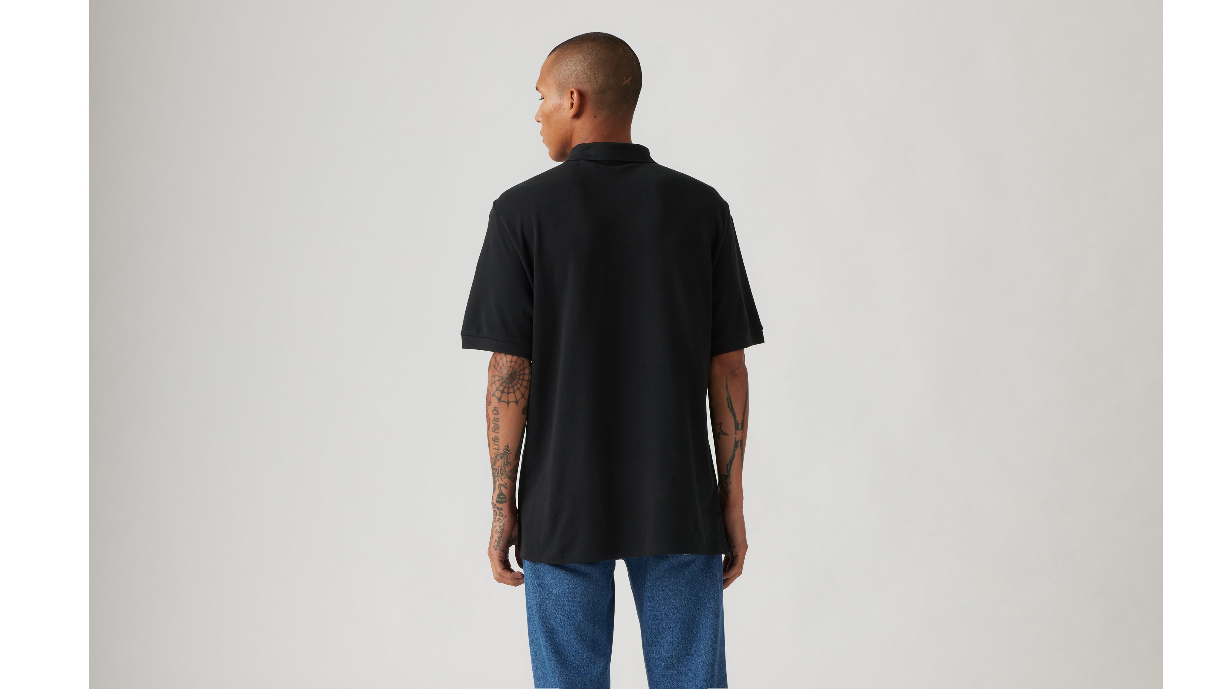 001EF0001-back-pdp?$onmodelback$