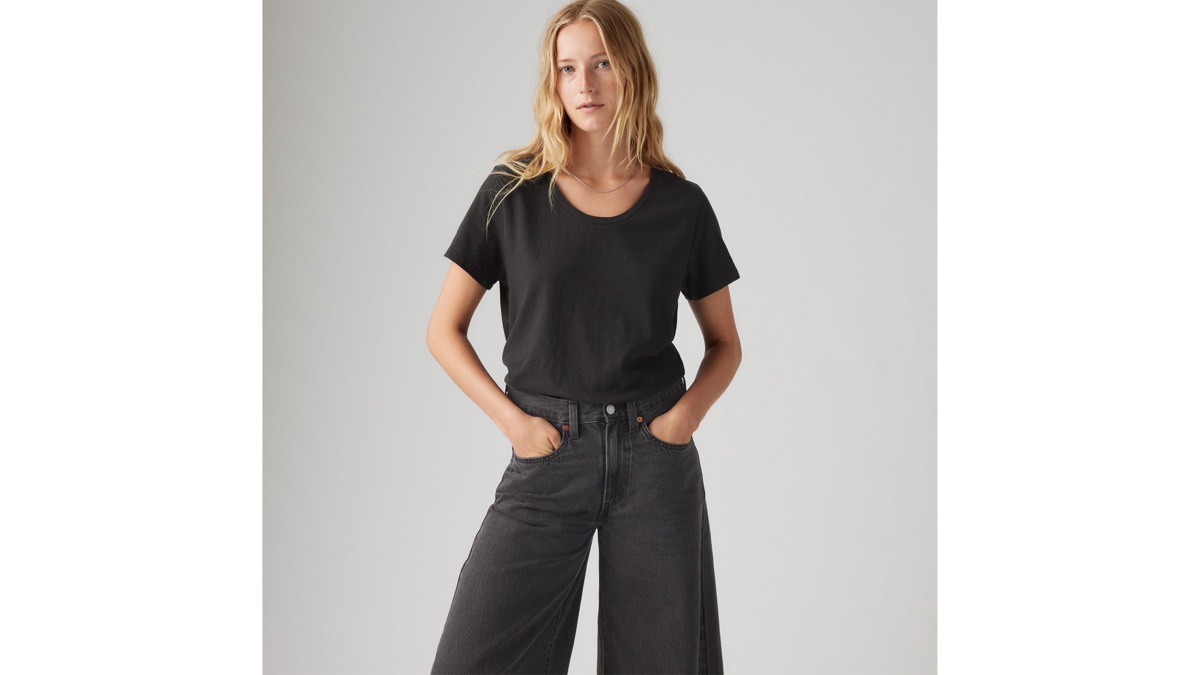 Levi's Bridget Cotton Linen Short Sleeve T-shirt In Anthracite Night
