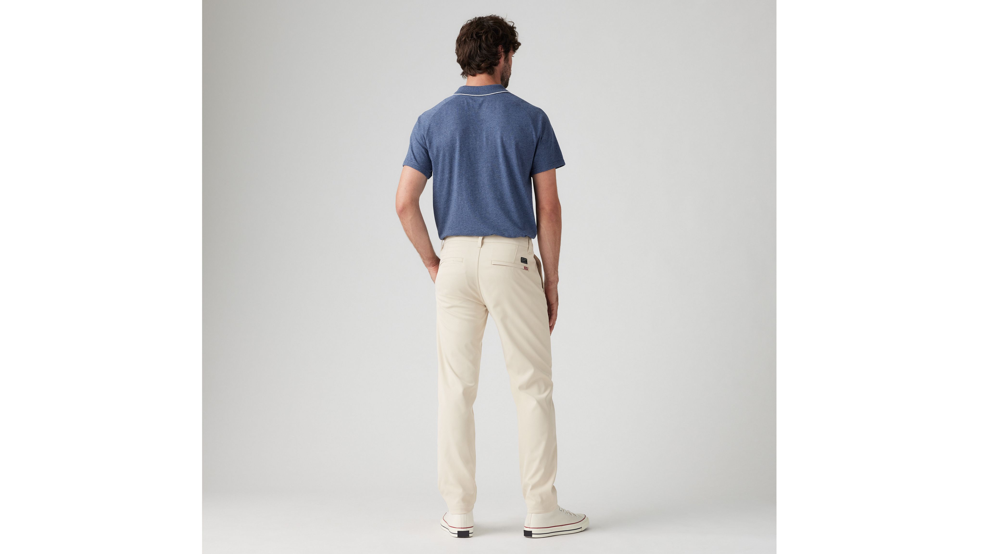 Levi's Xx Chino Standard Taper Tech+ Pants In Porridge