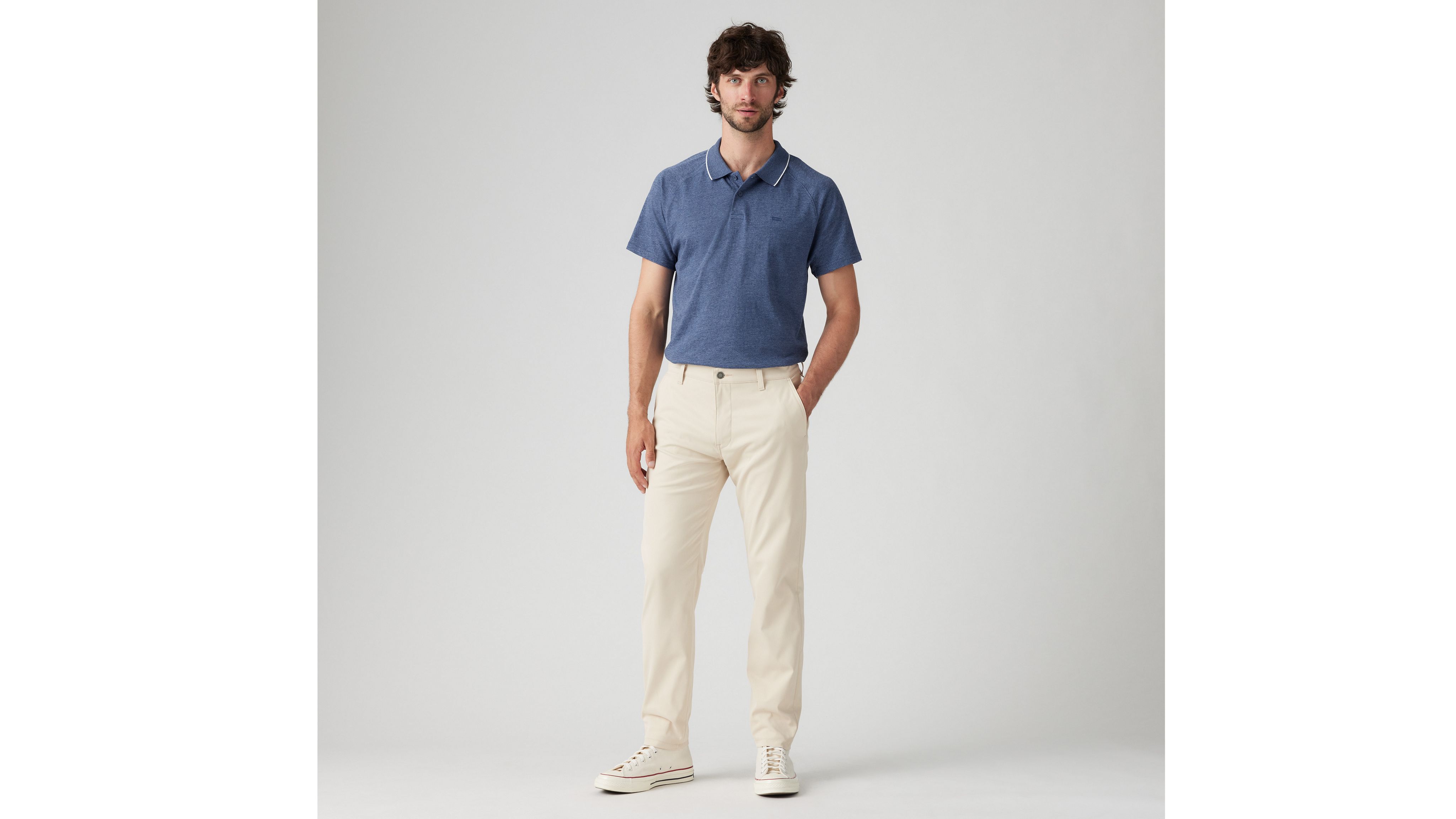 Levi's Xx Chino Standard Taper Tech+ Pants In Porridge