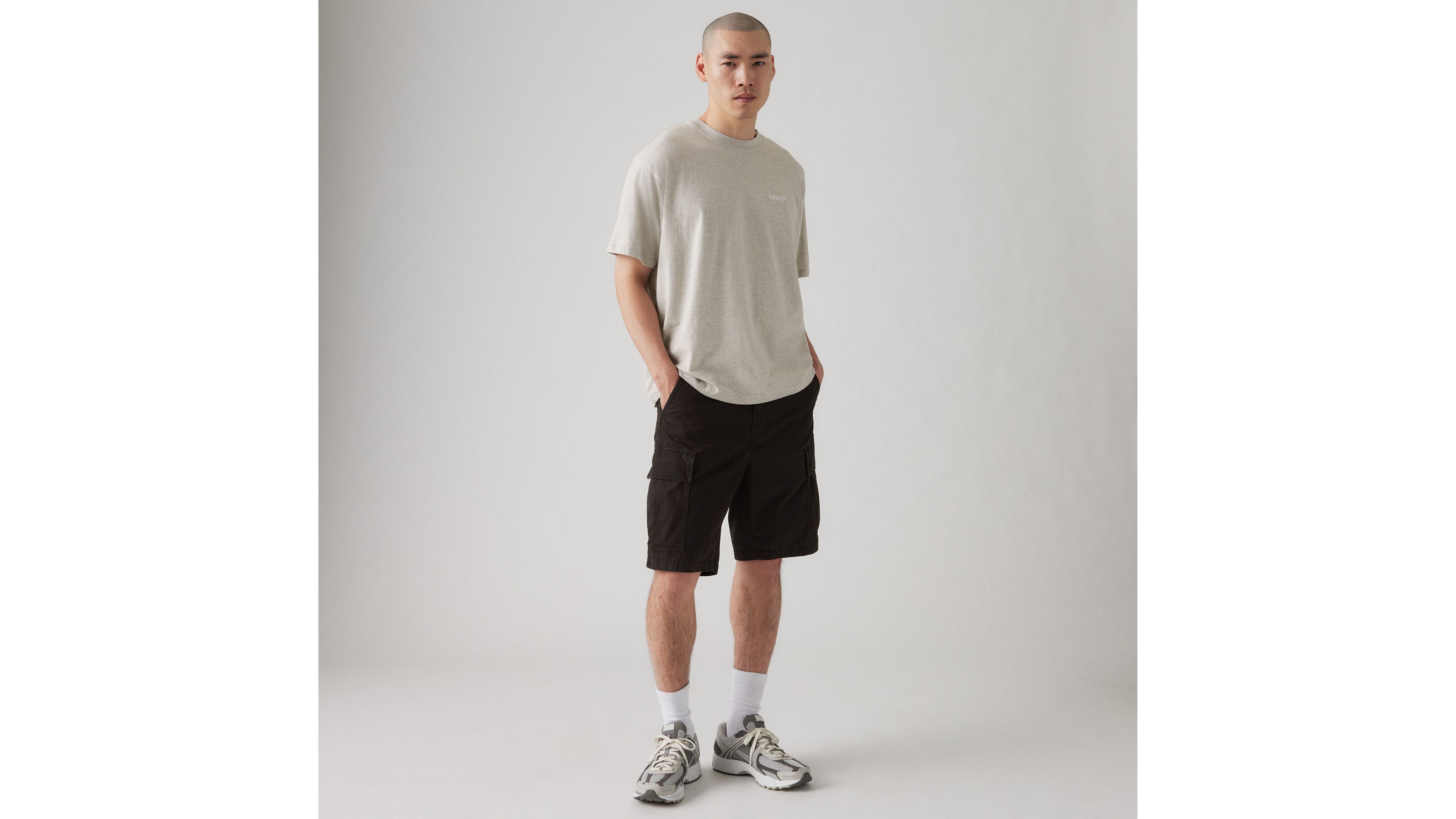 Levi's Carrier Cargo Shorts In Meteorite