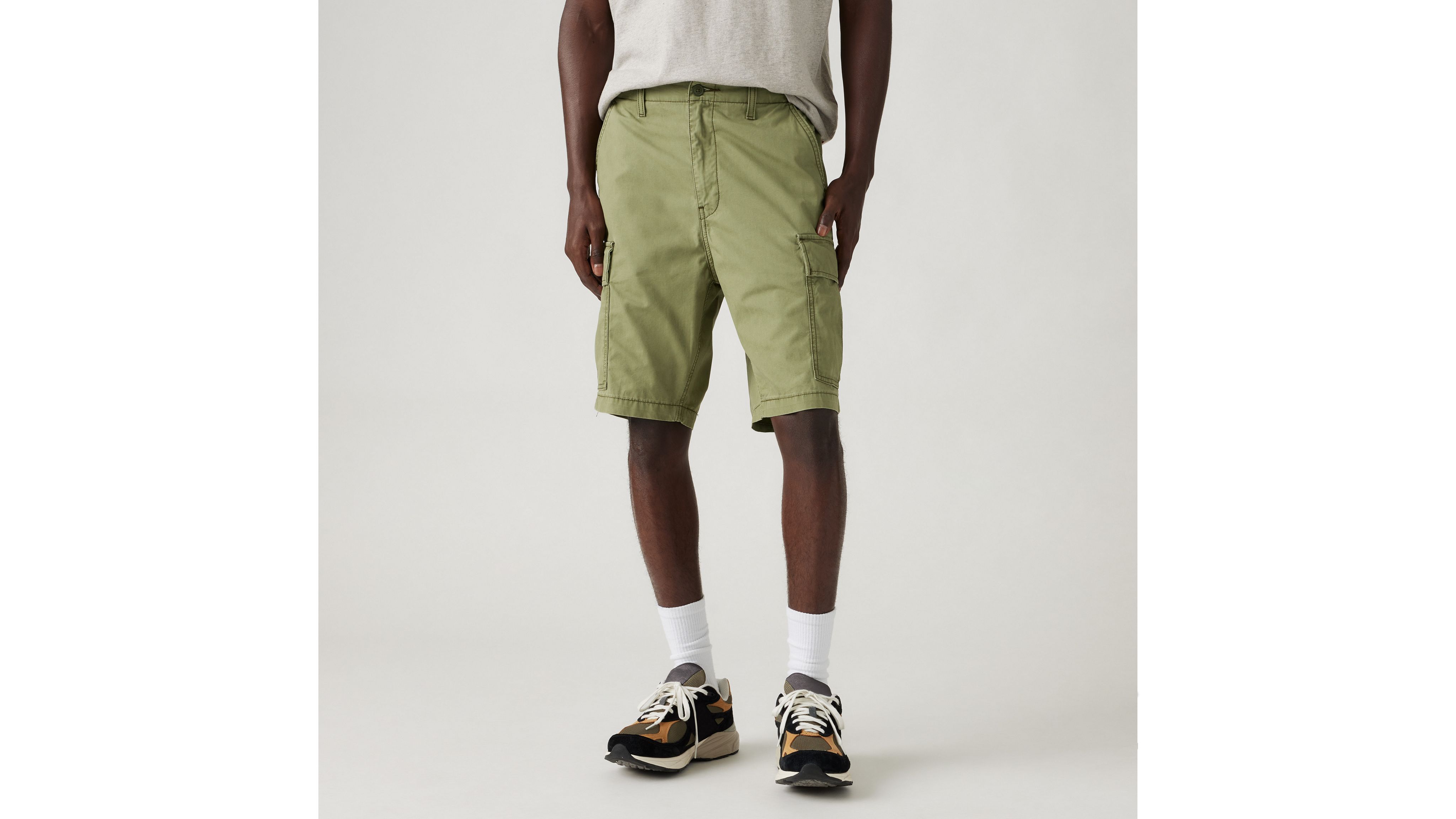 Levi's Carrier Cargo Shorts In Olive Night