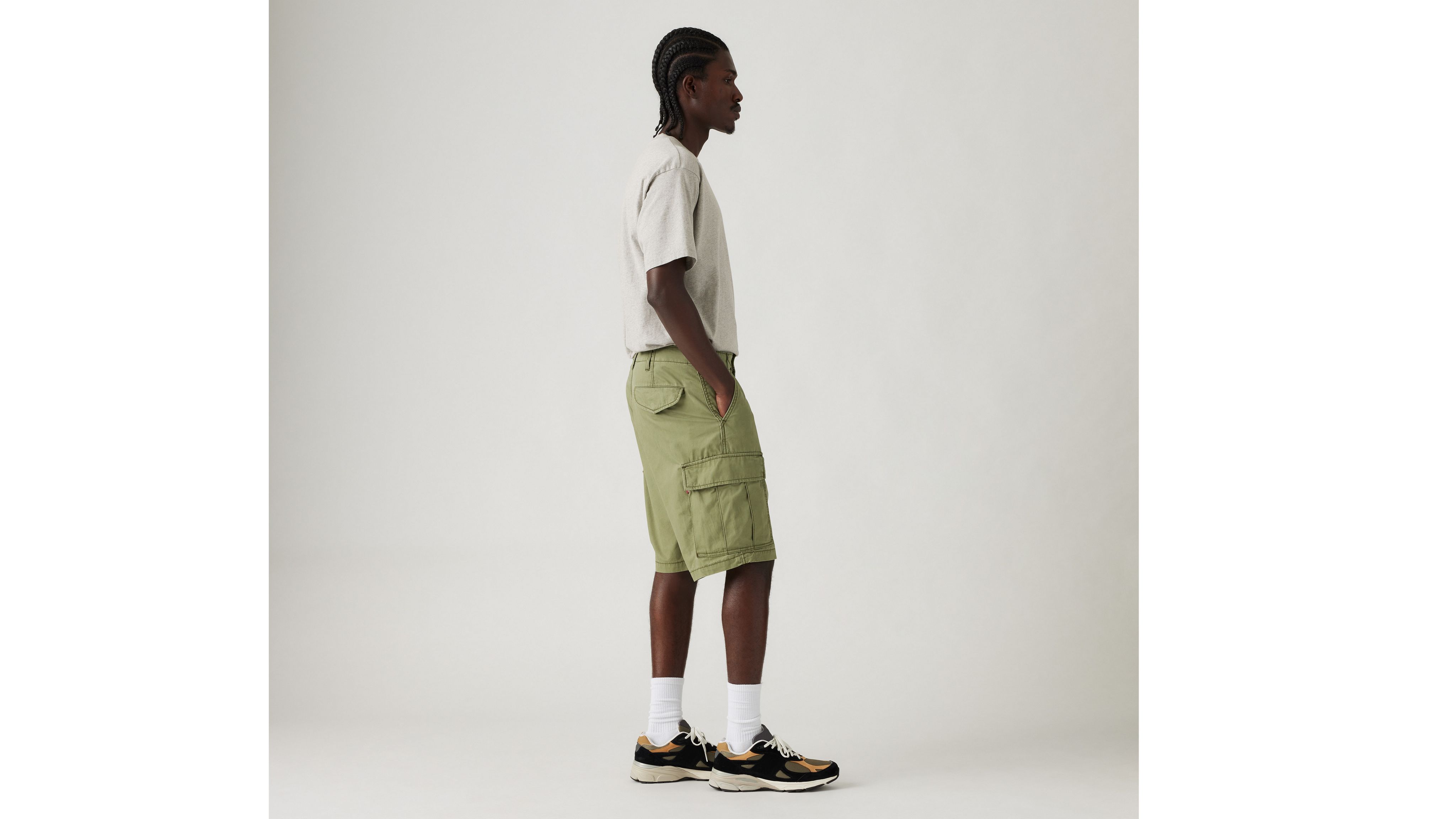 Levi's Carrier Cargo Shorts In Olive Night