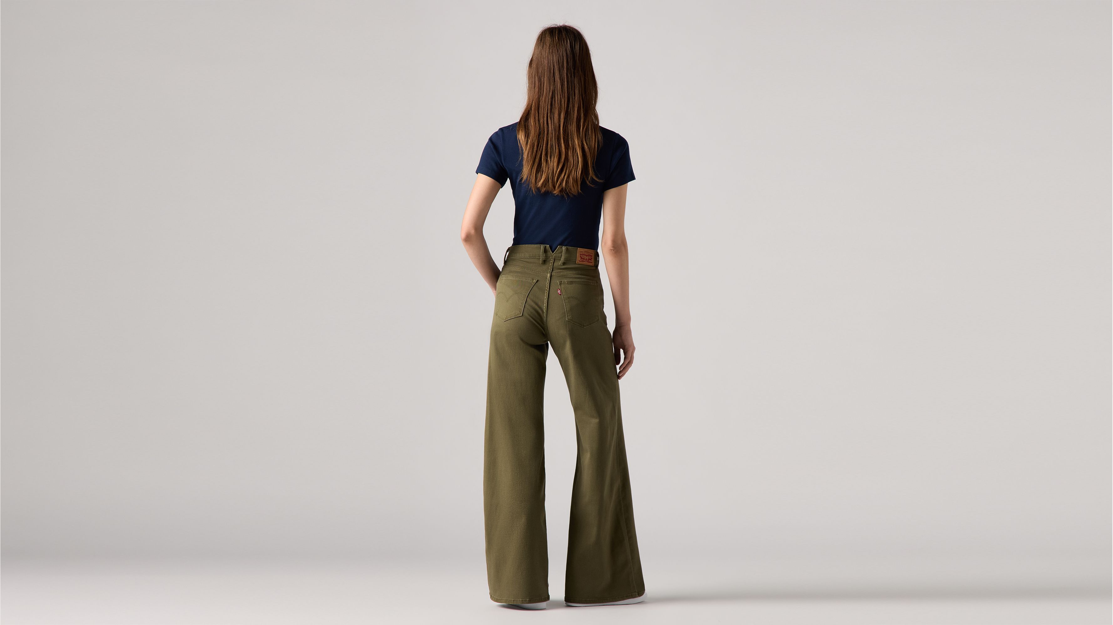 318 Shaping Wide Leg Women's Jeans - Green | Levi's® US 318 Shaping Wide Leg Women's Jeans - Green | Levi's® US