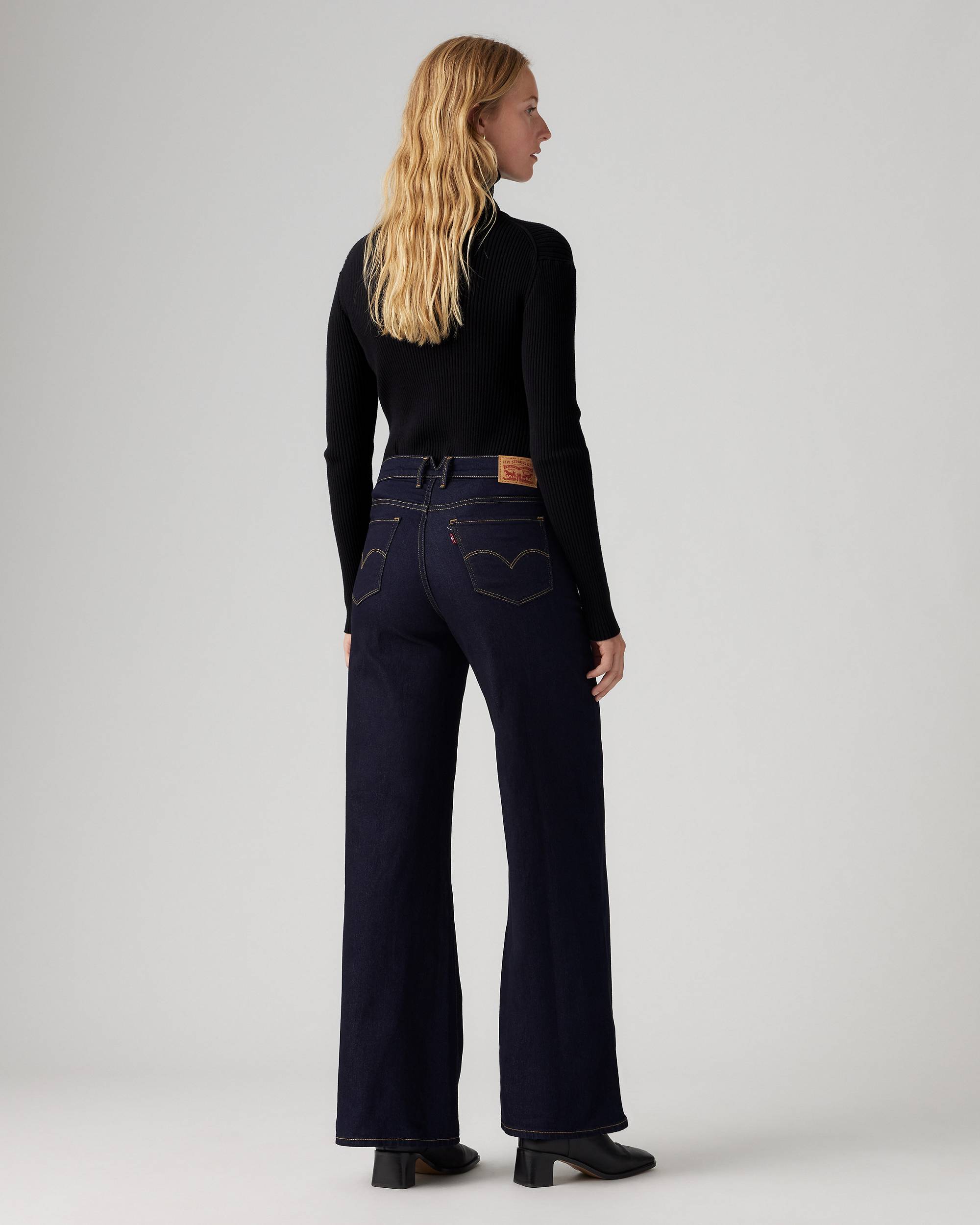 318 Shaping Wide Leg Women's Jeans - Dark Wash | Levi's® US 318 Shaping Wide Leg Women's Jeans - Dark Wash | Levi's® US