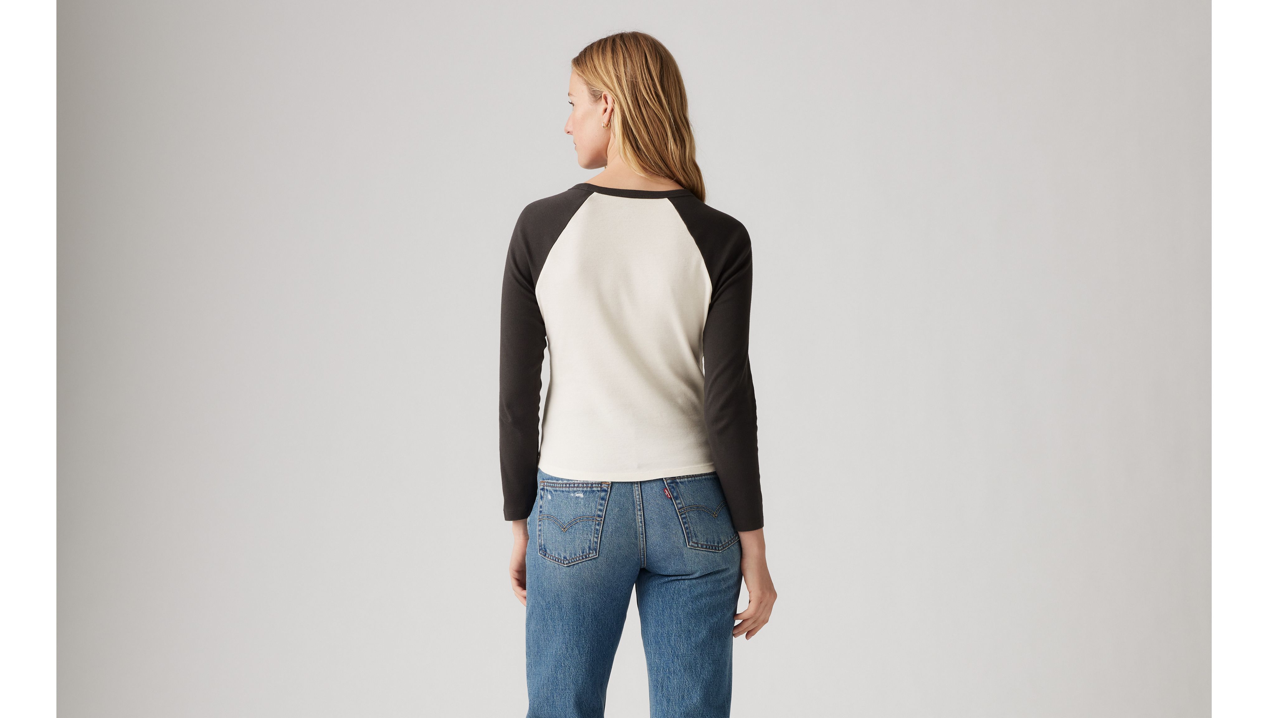 Graphic Baseball T-shirt - Black | Levi's® US Graphic Baseball T-shirt - Black | Levi's® US