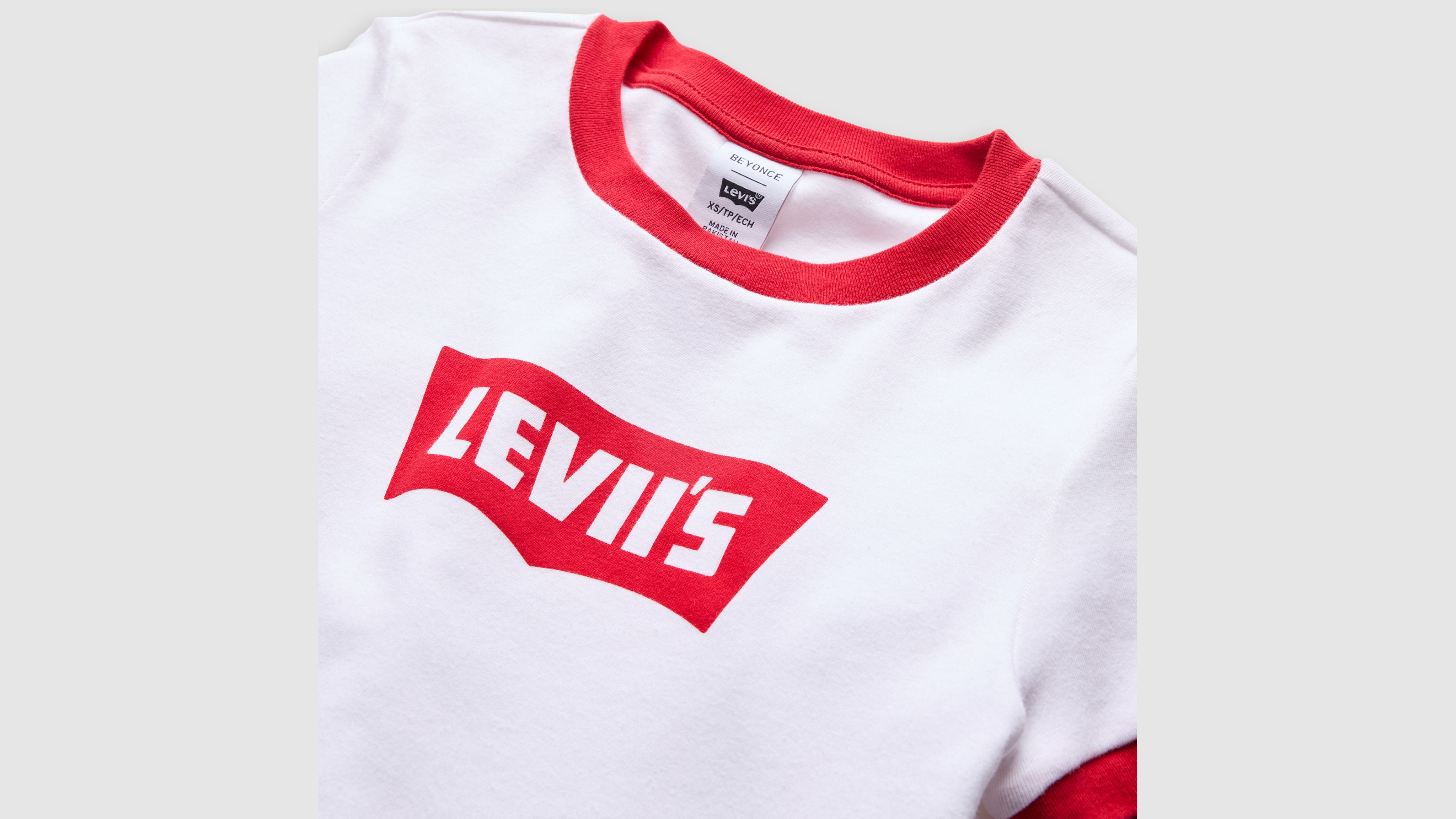 T-shirt sportiva Essential con grafica Ringer 8