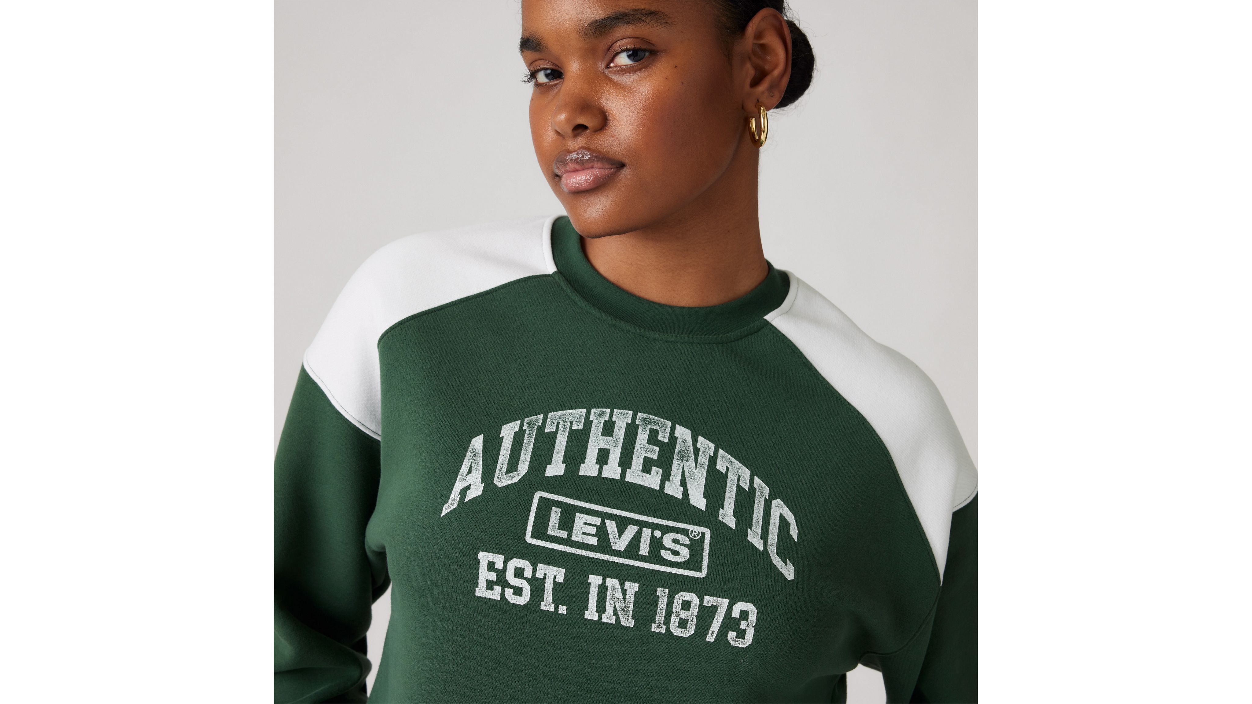 Graphic Bleacher Sweatshirt 4