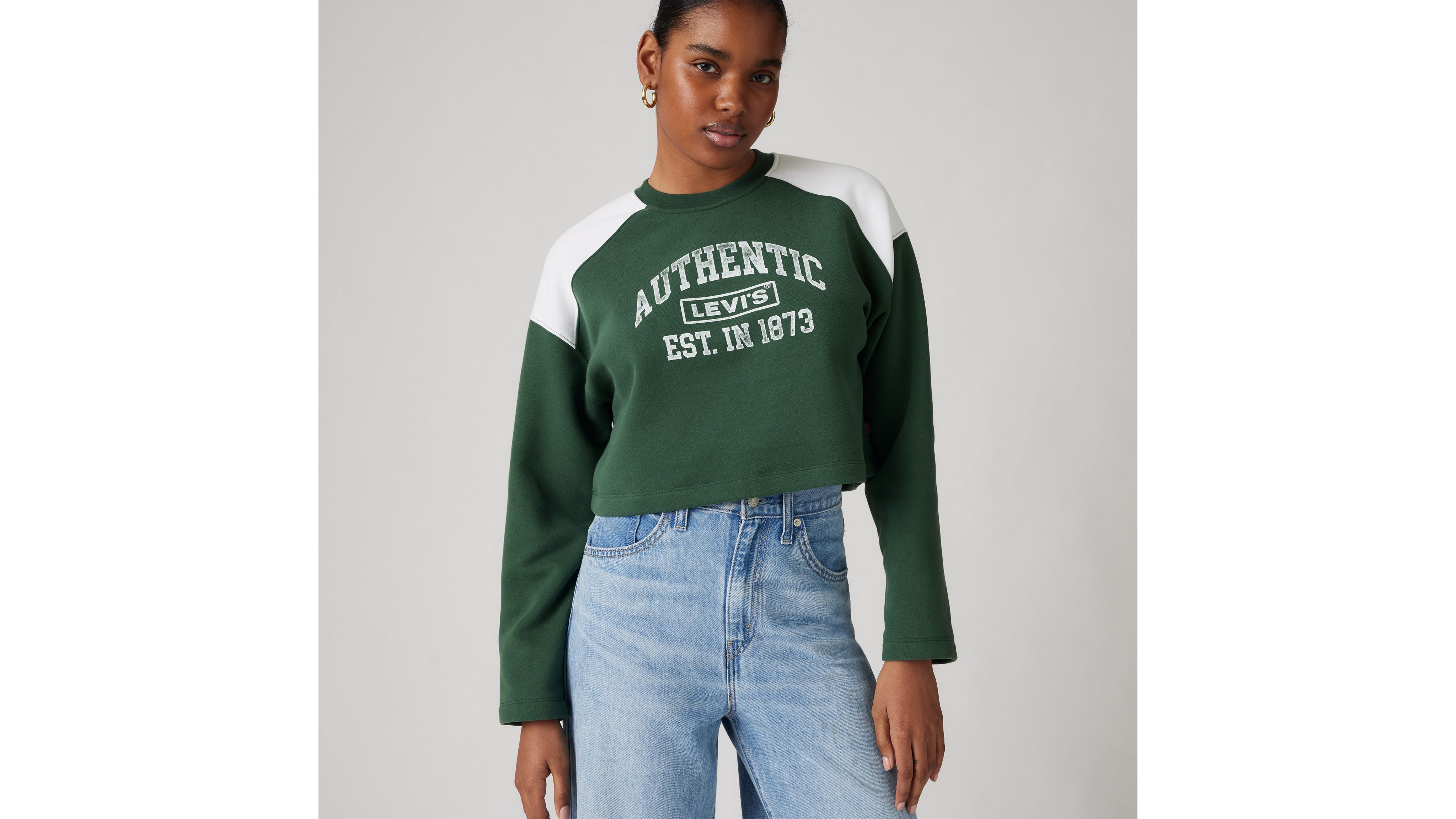 Graphic Bleacher Sweatshirt 1