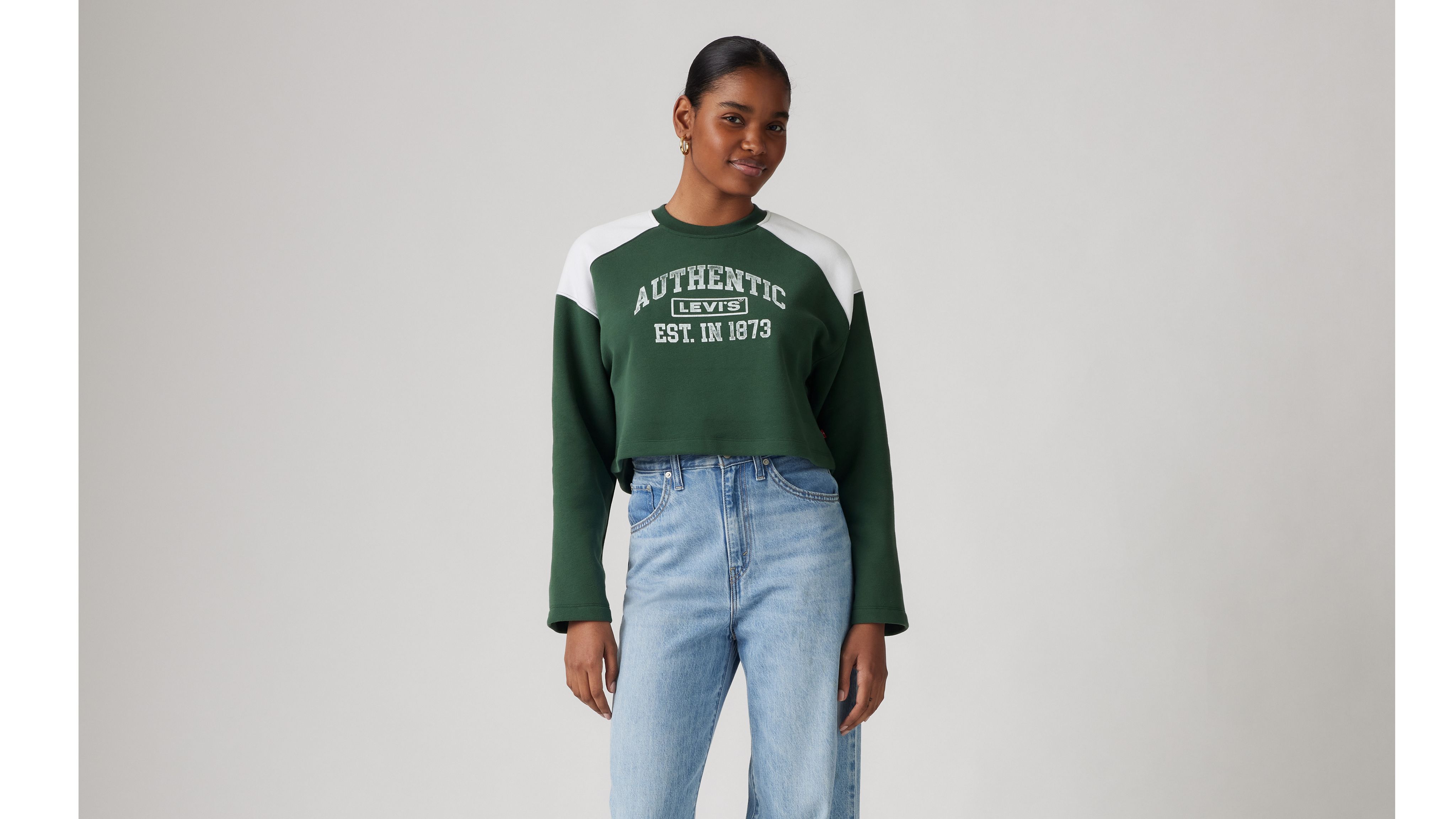 Graphic Bleacher Sweatshirt 2