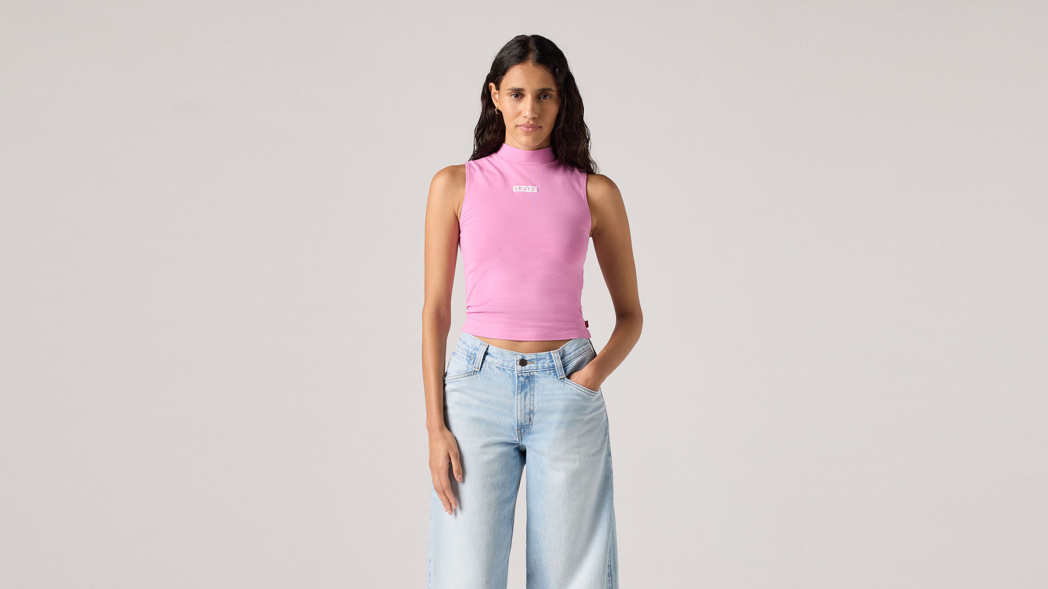 Graphic Effortless Tank Top 1