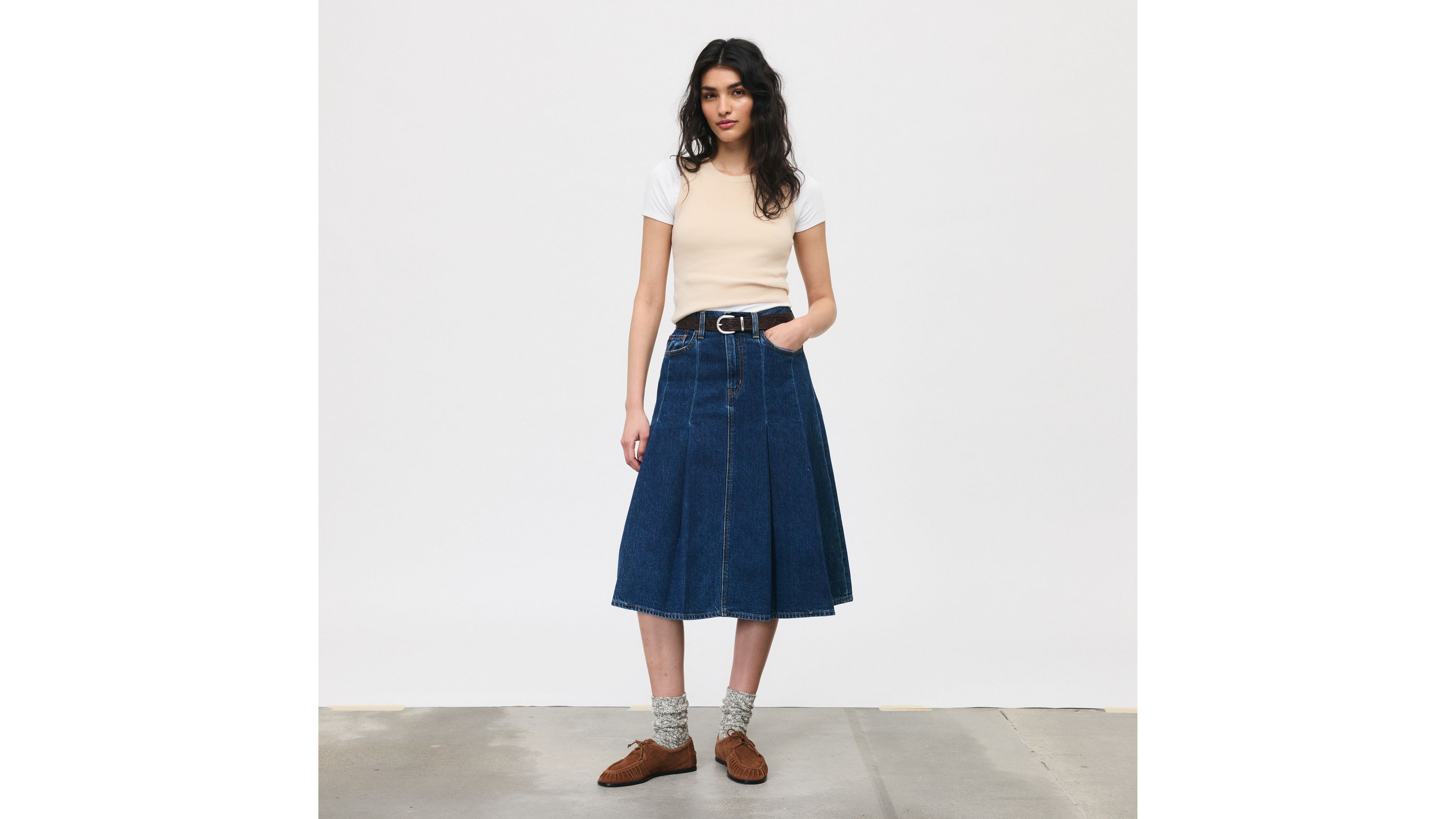 Levi's Pleated Midi Skirt In Slightly Circular