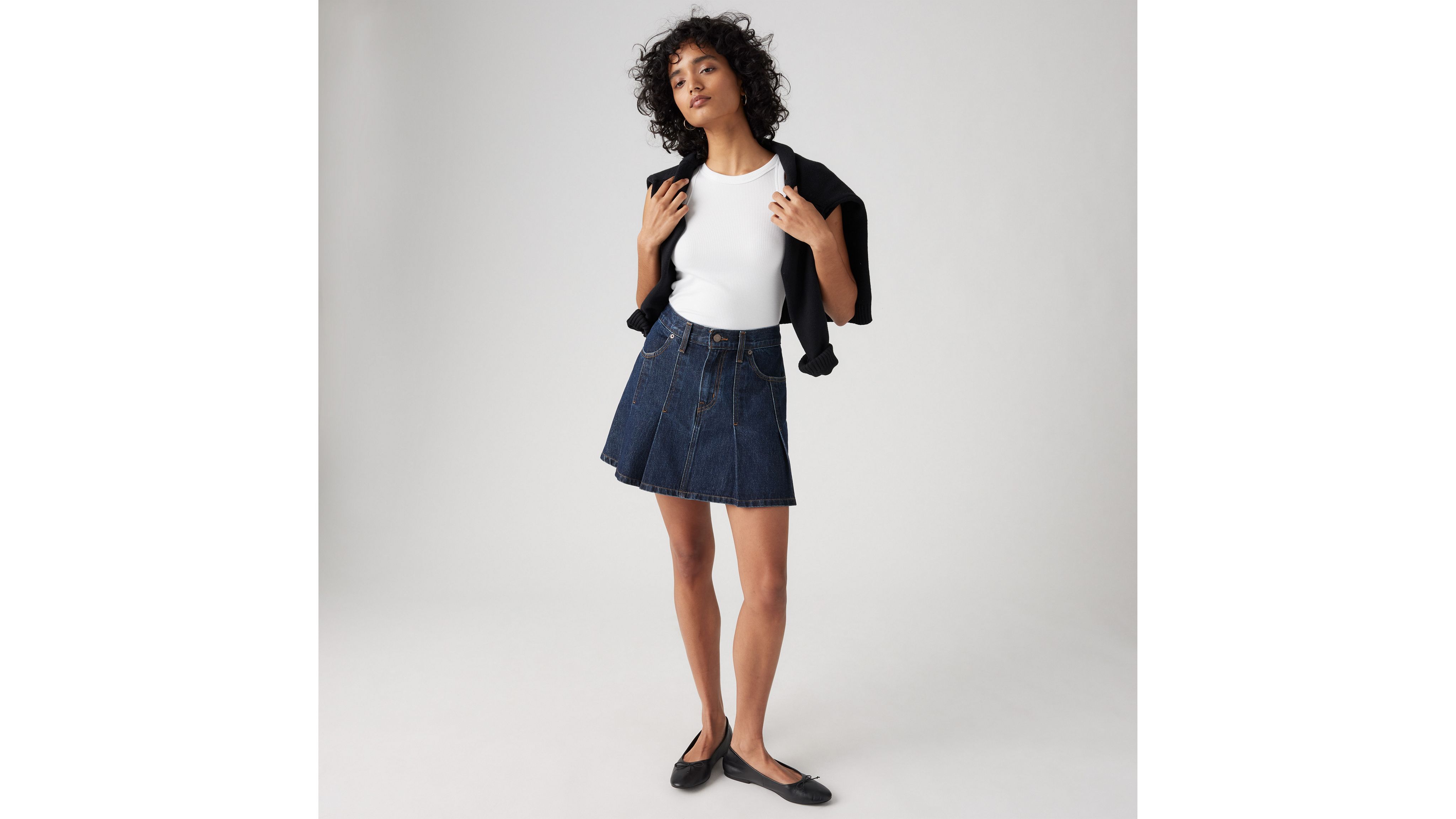 LEVI'S PLEATED MINI SKIRT 