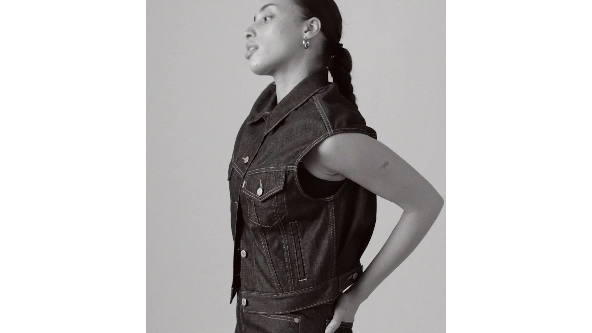 Shrunken '90s Trucker Vest 1