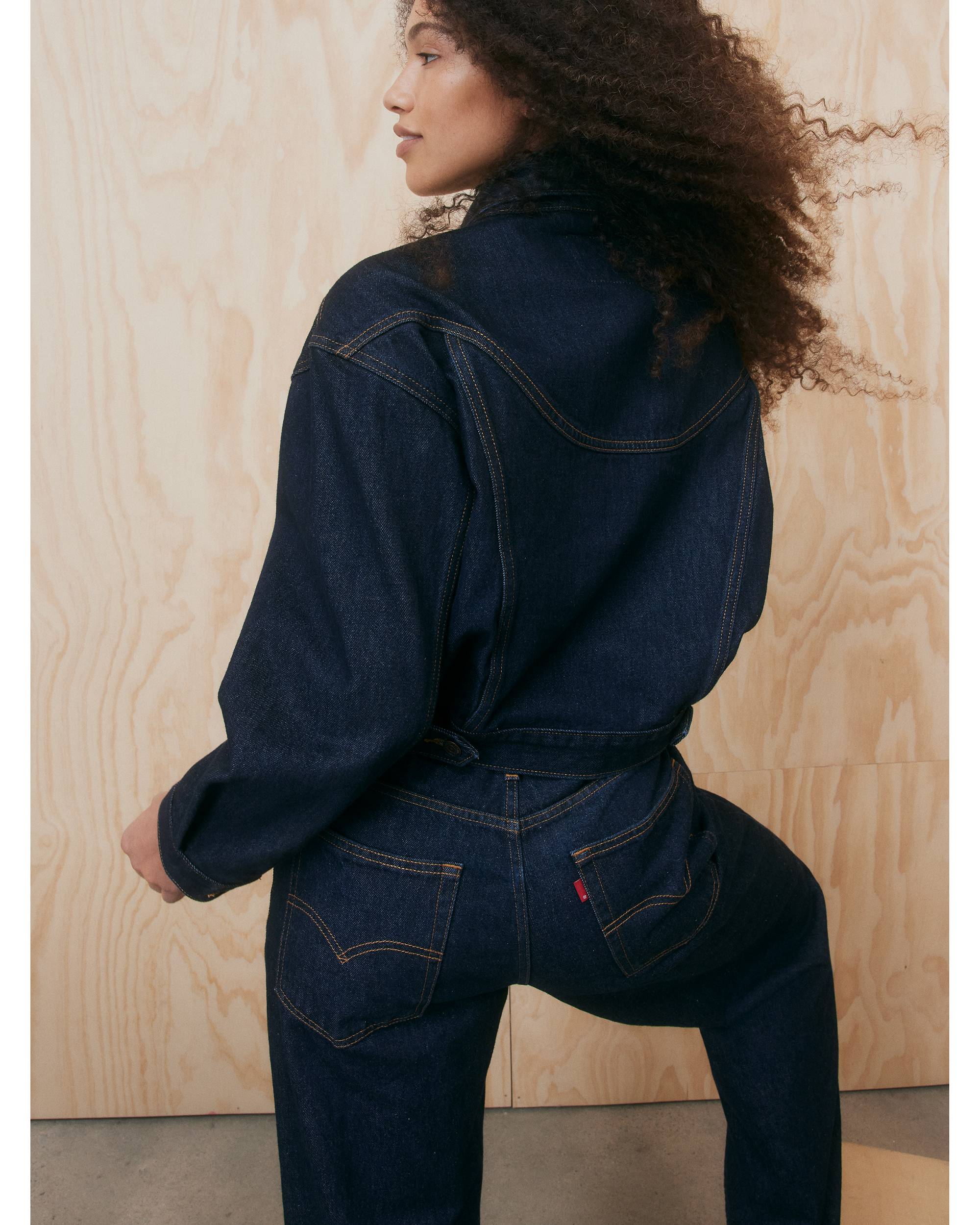 Shrunken '90s Western Trucker Jacket - Dark Wash | Levi's® US Shrunken '90s Western Trucker Jacket - Dark Wash | Levi's® US