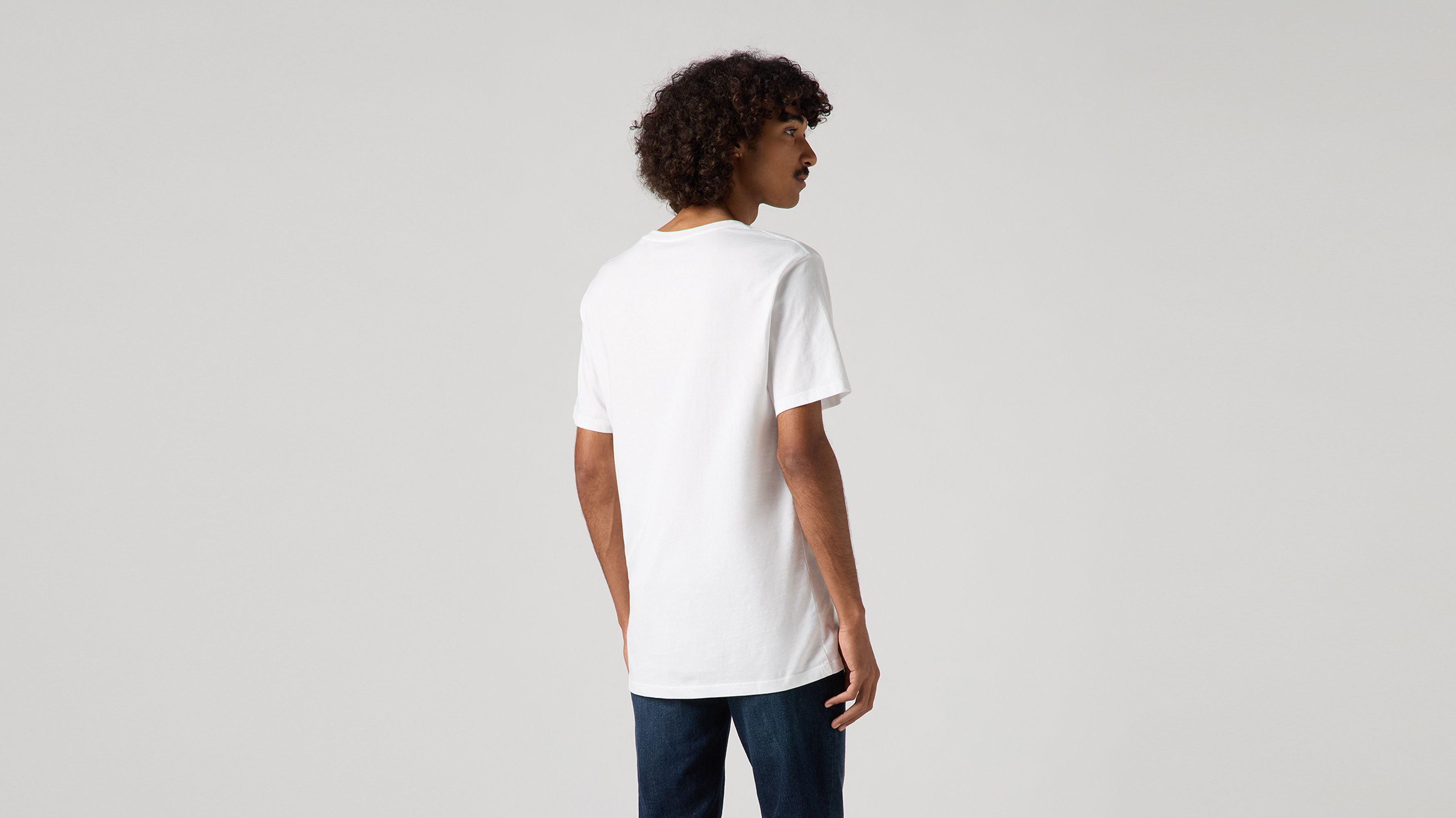 Classic Housemark V-Neck Tee 2