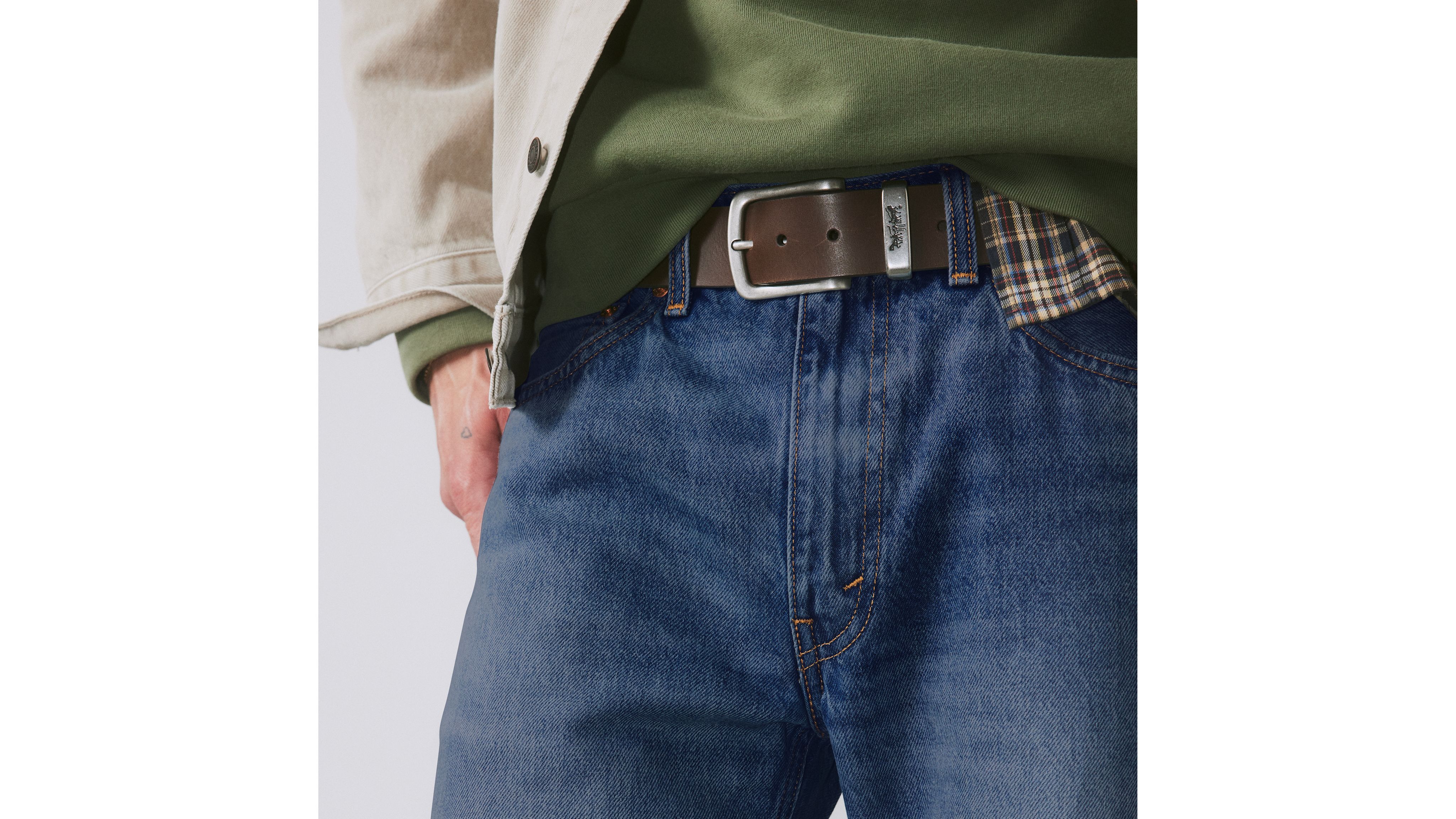 Metal Two Horse Keeper Belt 1