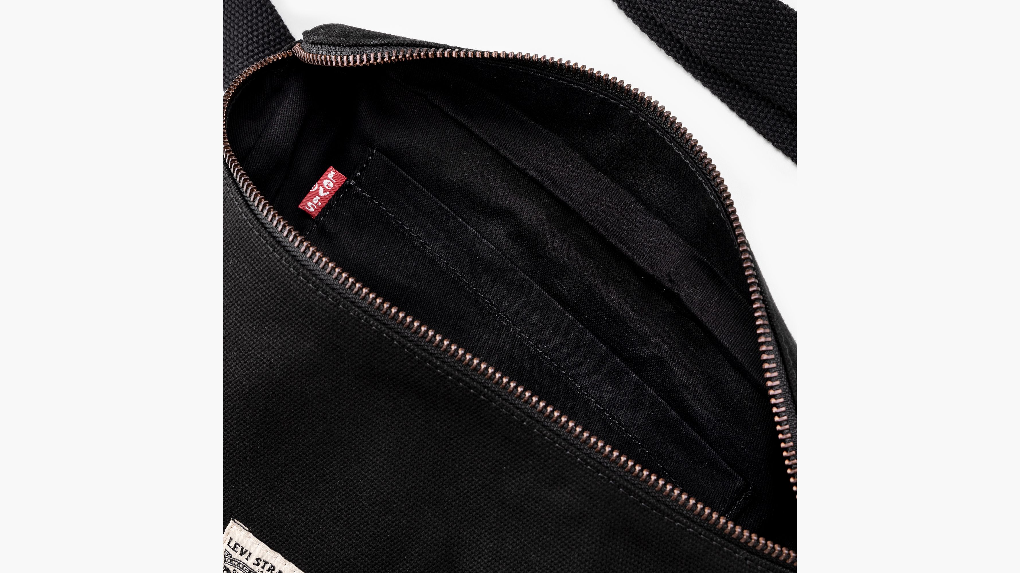 LEVI'S DEVON CROSSBODY BAG 