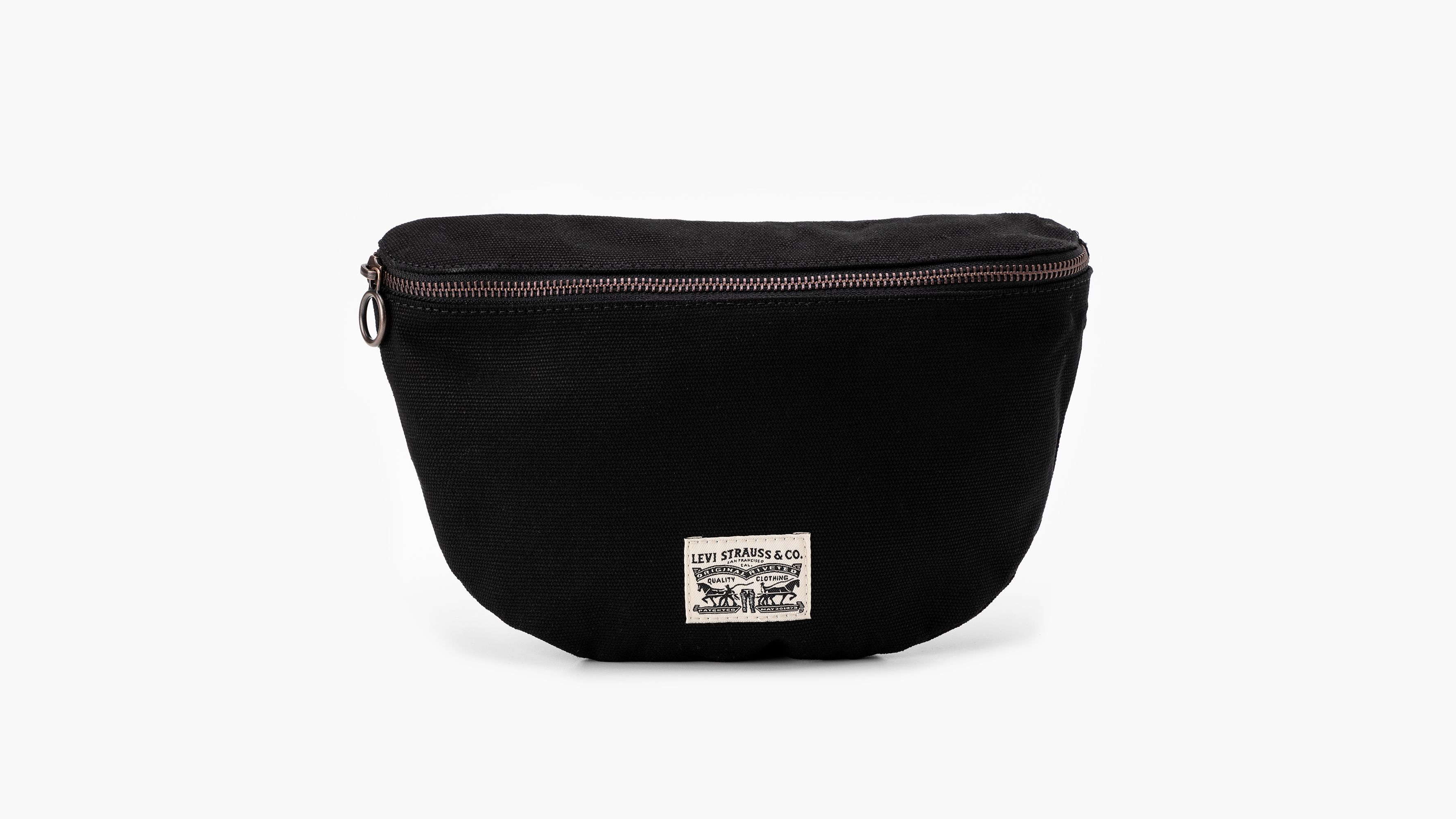 Shop Levi's Devon Crossbody Bag In Regular Black