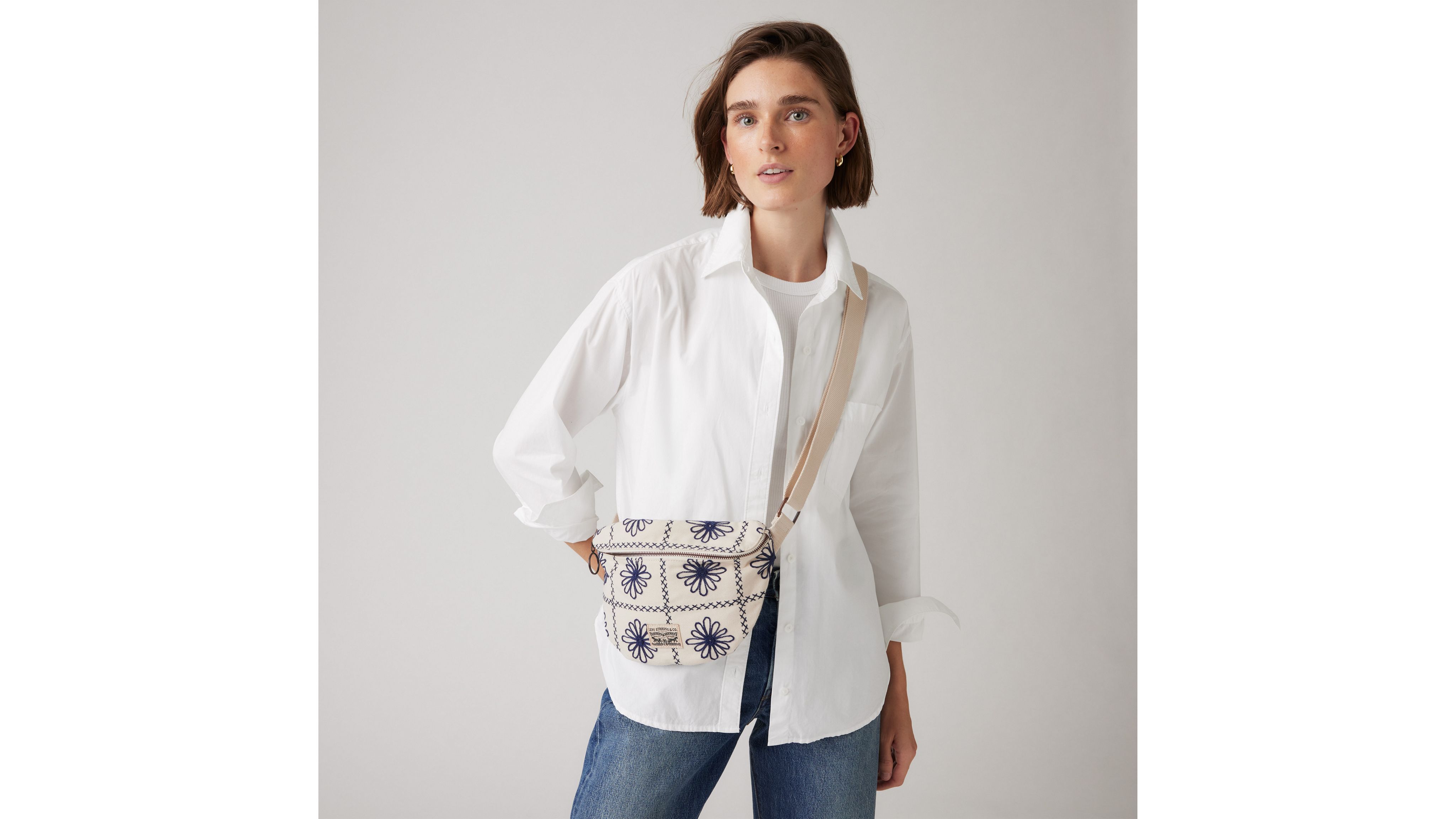 Levi's® Devon Crossbody Bag 1