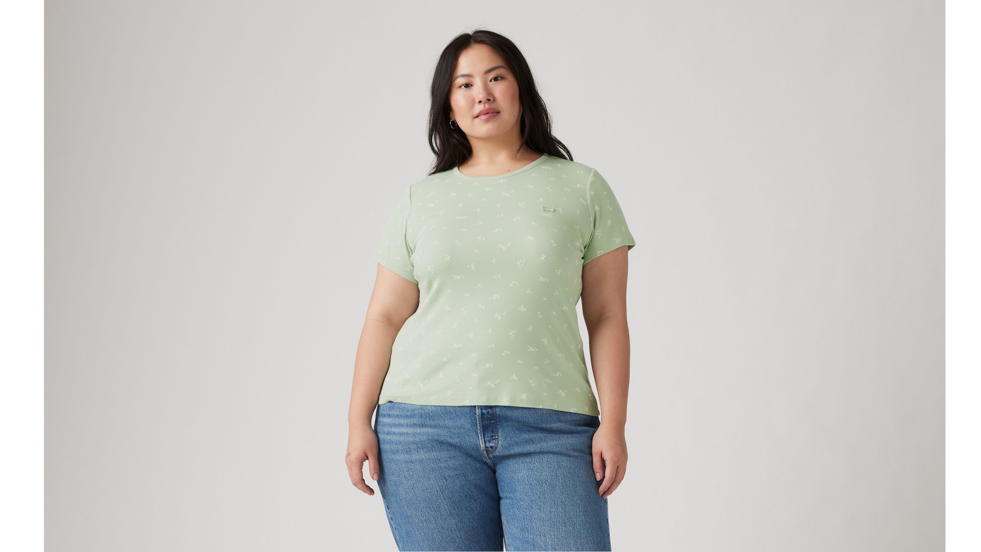 Hayes Short Sleeve T-Shirt (Plus Size) 2
