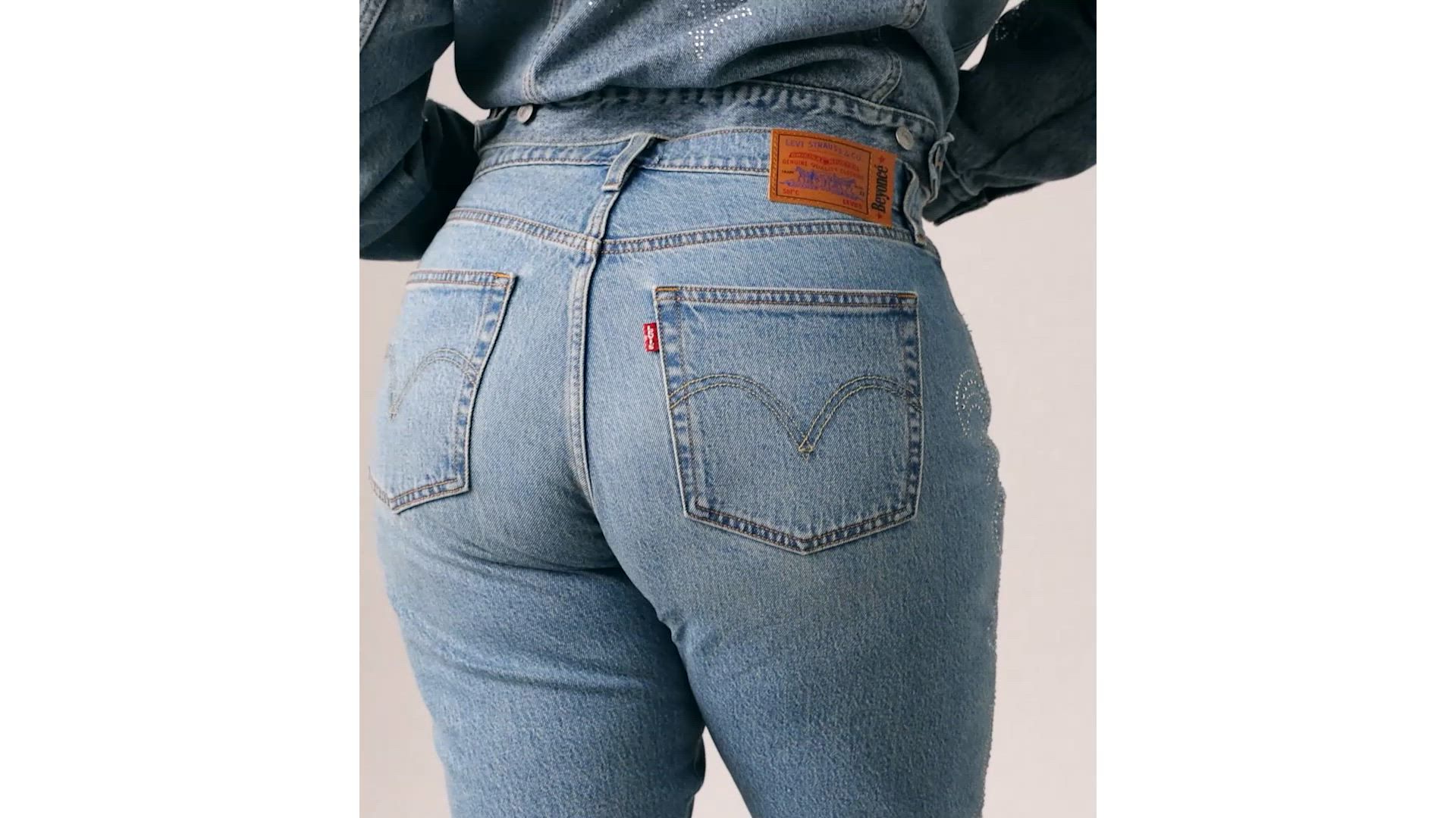 BEYONCÉ x LEVI'S® 501® Curve Jeans 1