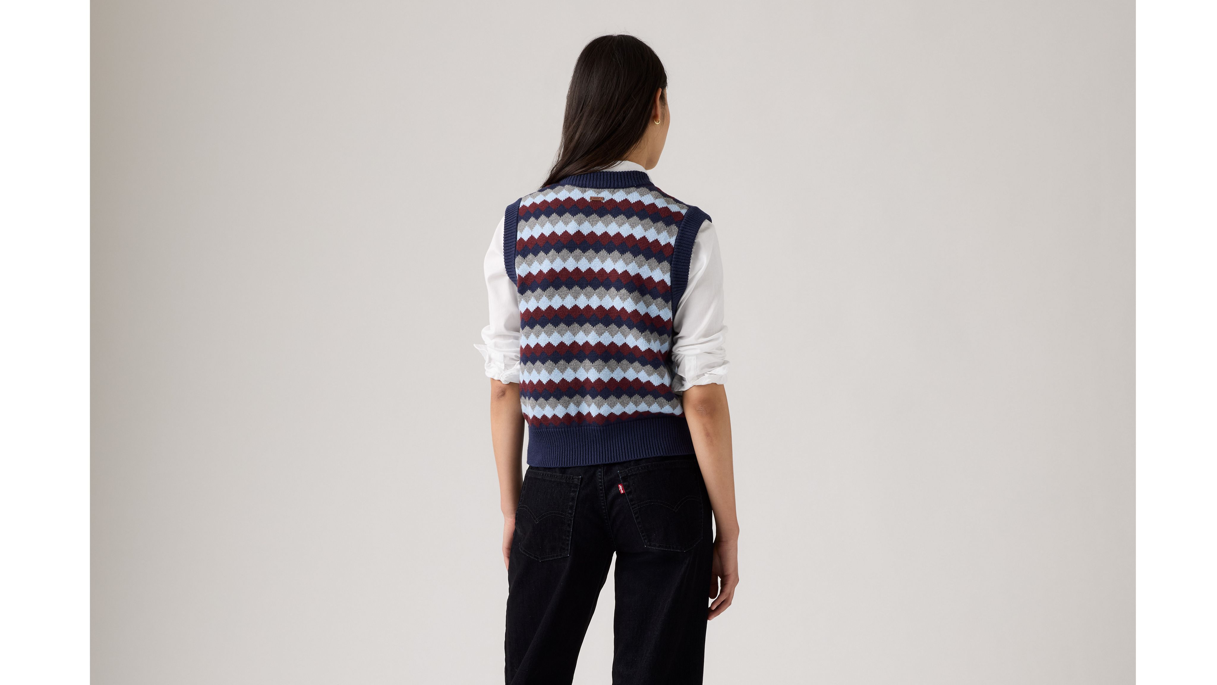 Charlie V-Neck Vest 3