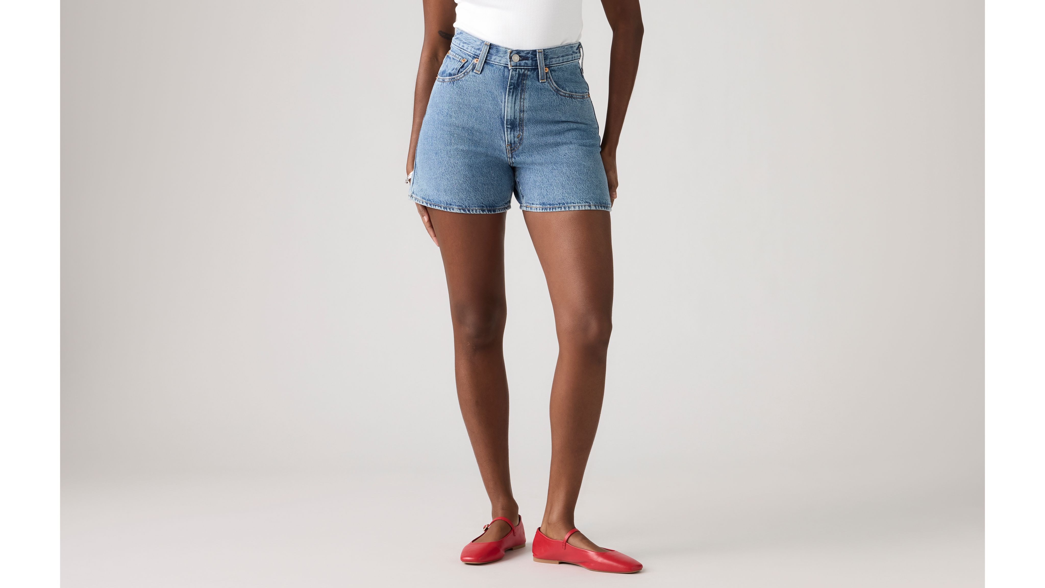 Cinch Mid-thigh Women's Shorts - Medium Wash | Levi's® US
