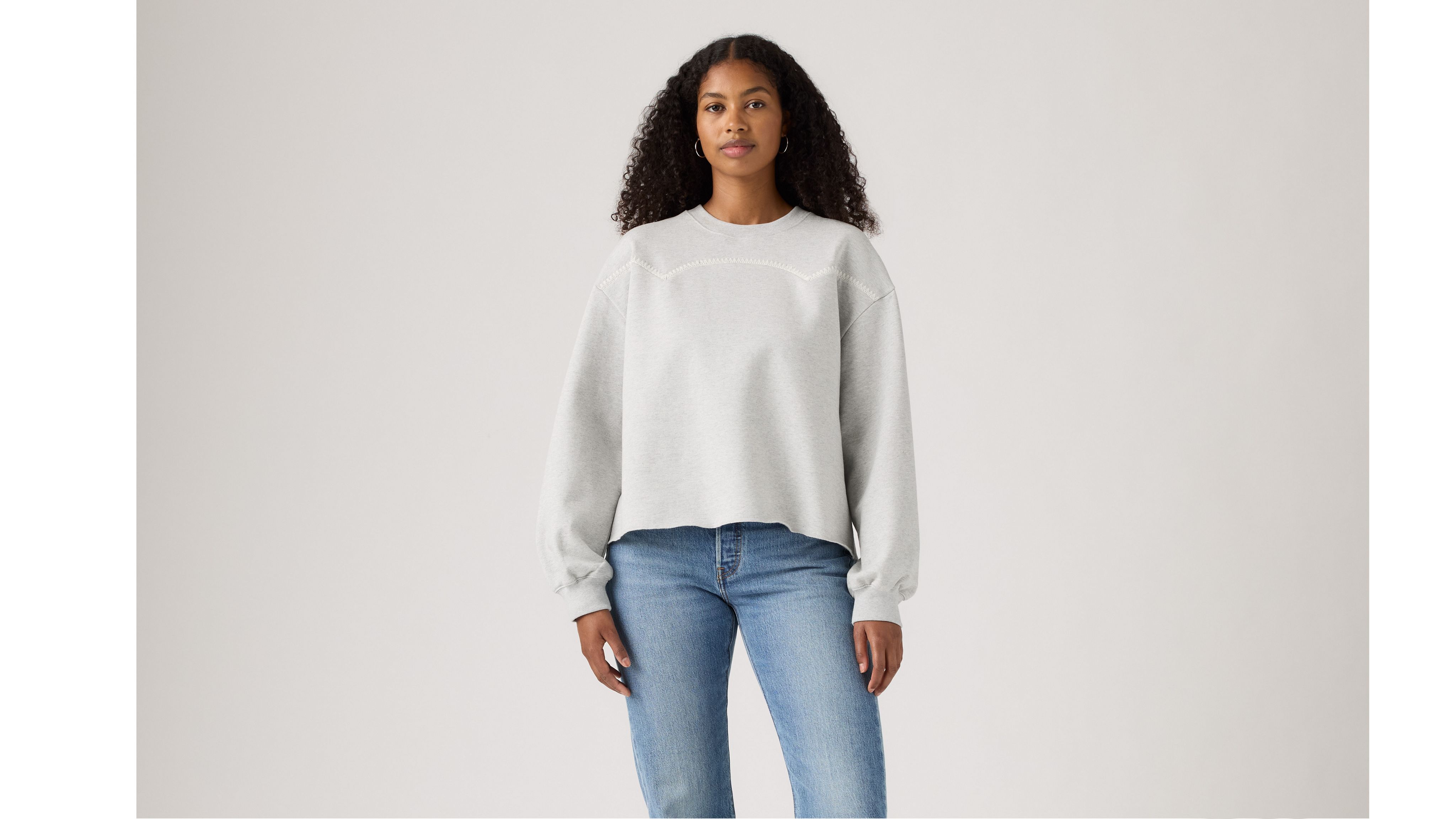 Leo Western Yolk Sweatshirt
