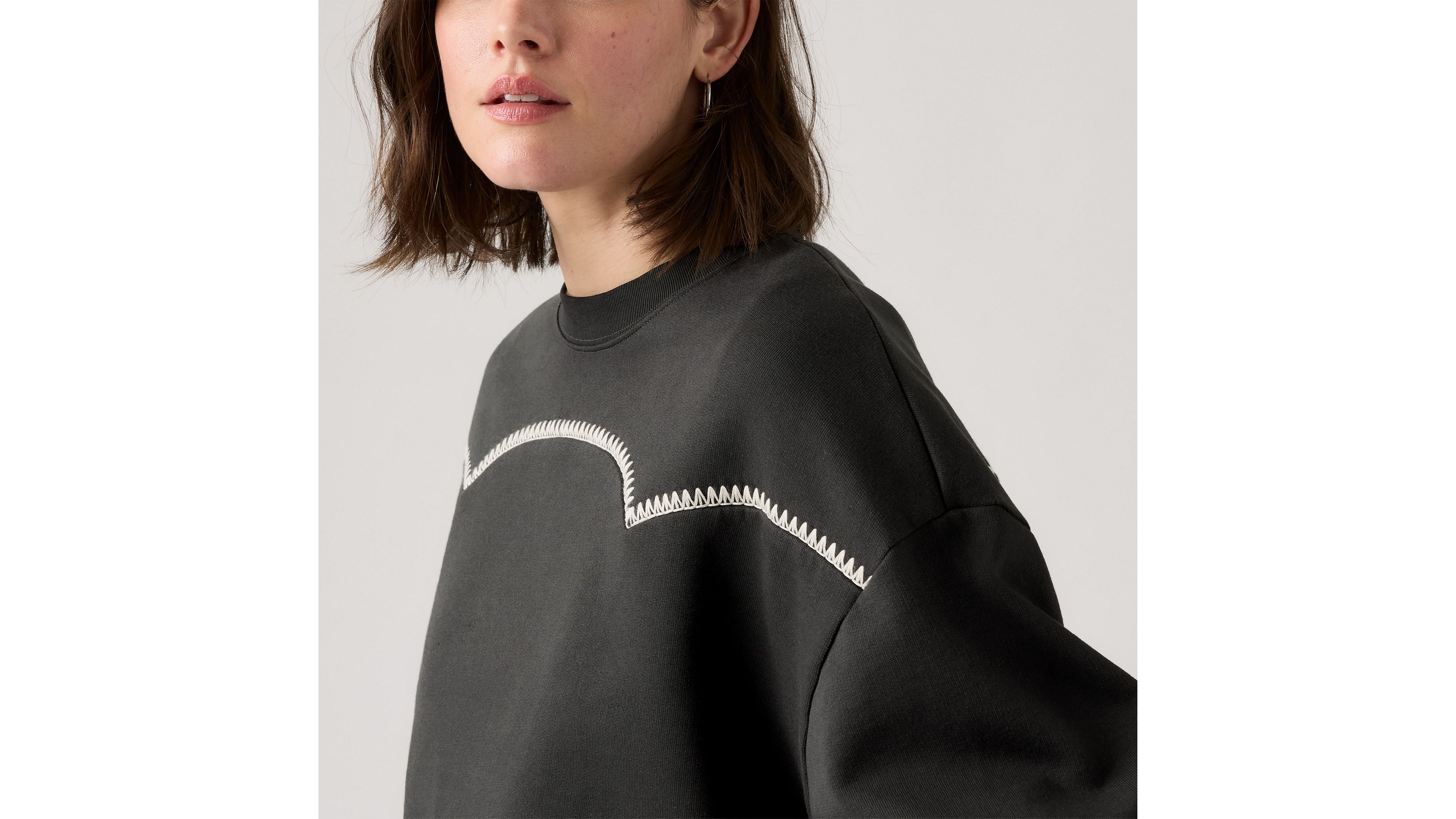 Levi's Leo Western Yolk Sweatshirt In Black