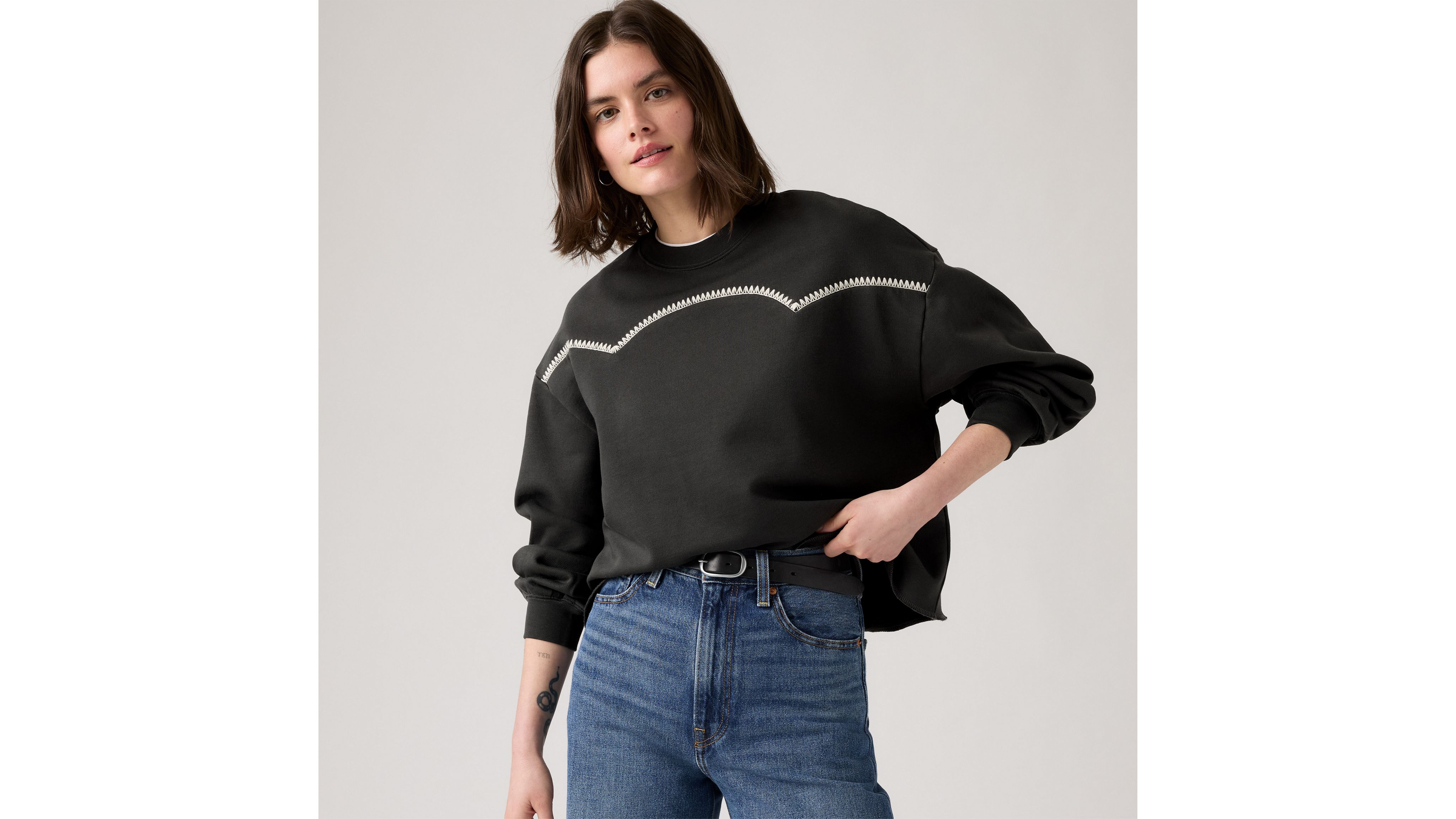 Levi's Leo Western Yolk Sweatshirt In Black