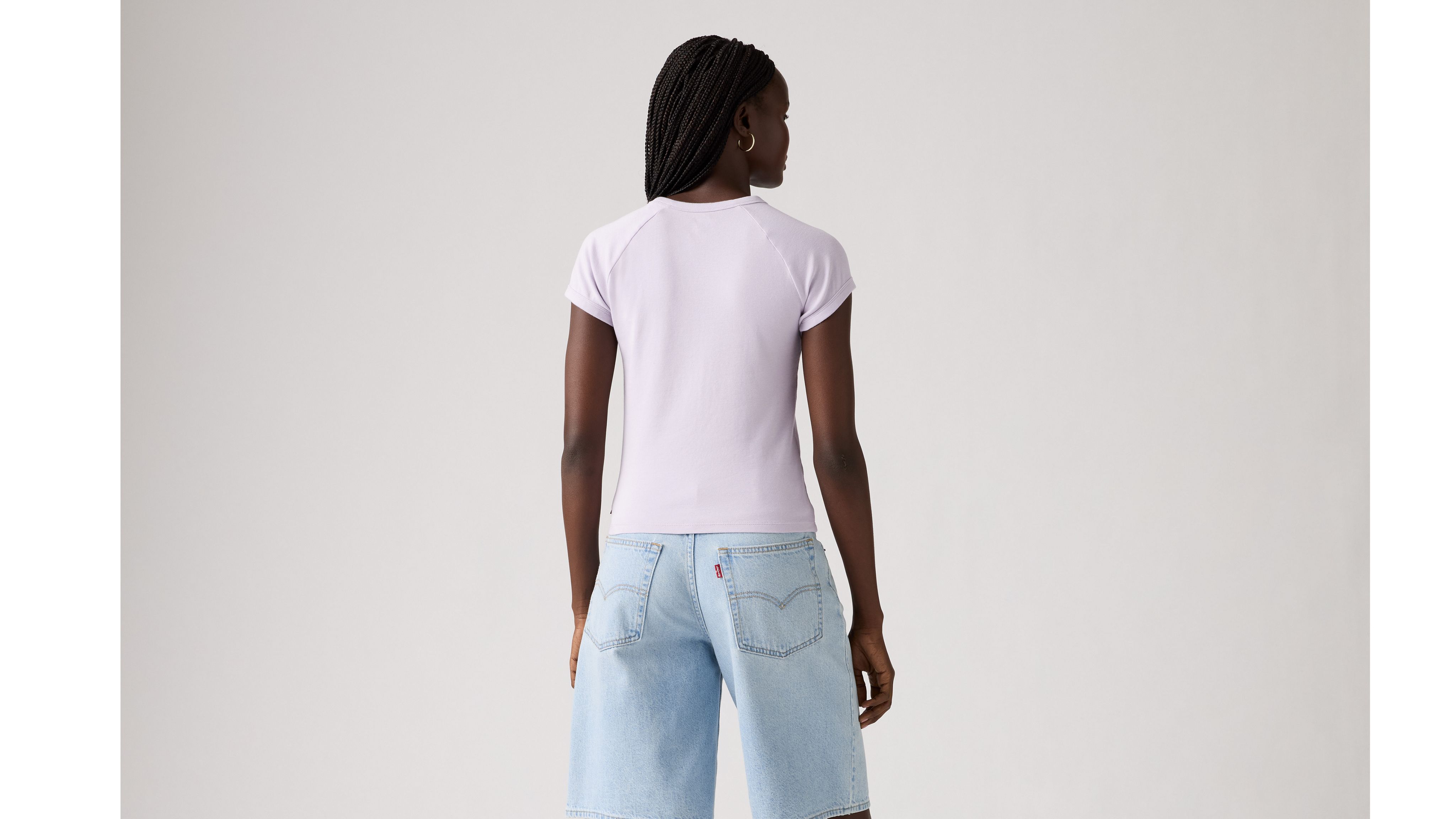 Levi's Graphic Riley Raglan Tee T-shirt In Pink