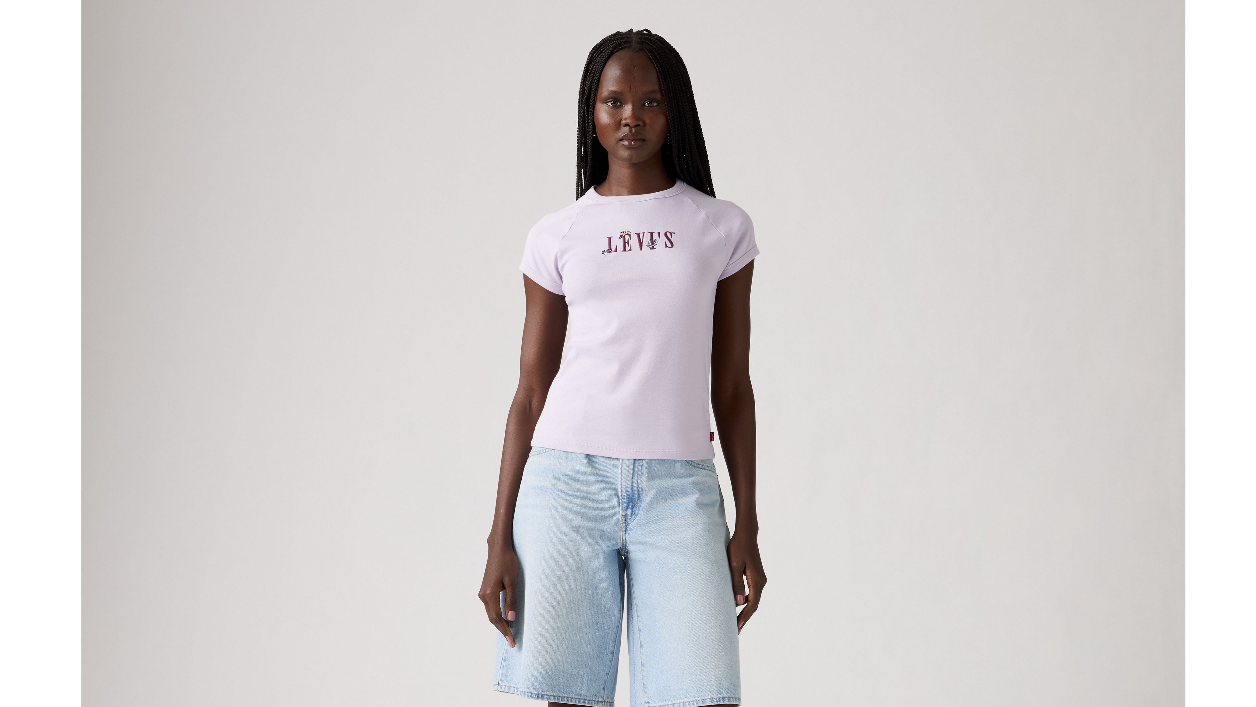 Levi's Graphic Riley Raglan Tee T-shirt In Pink