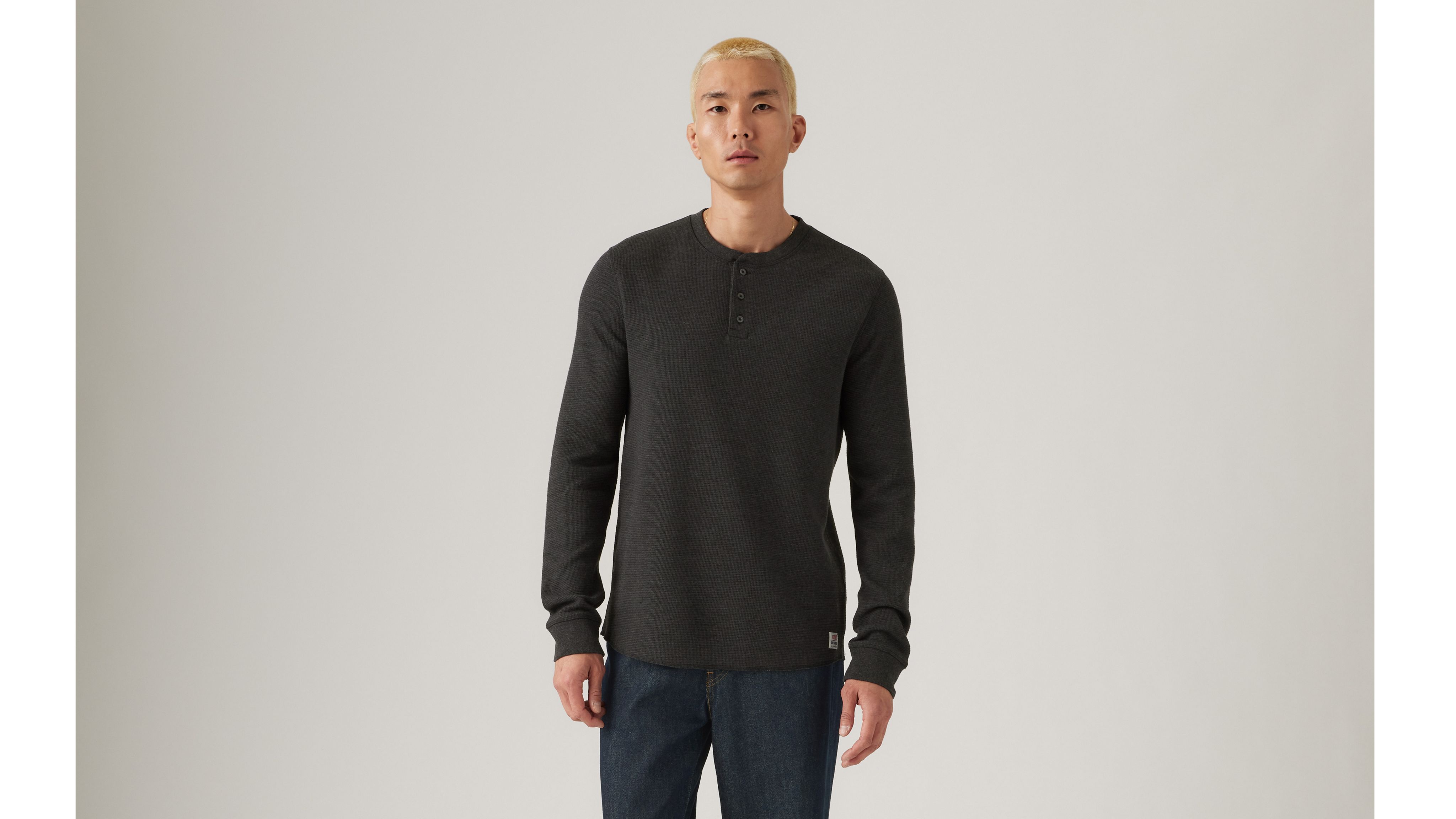 Levi's Long-sleeve Dry Goods Henley In Black