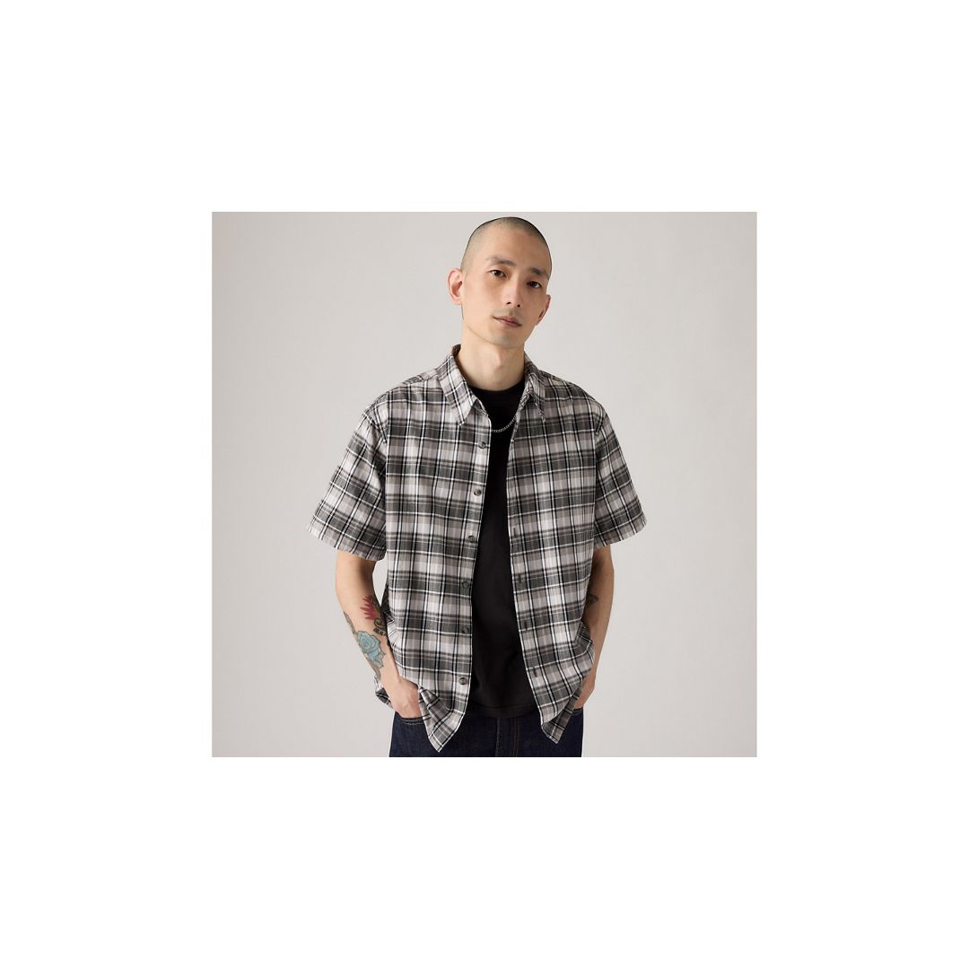 Levi's Luru Boxy Cropped Short Sleeve Shirt In Black