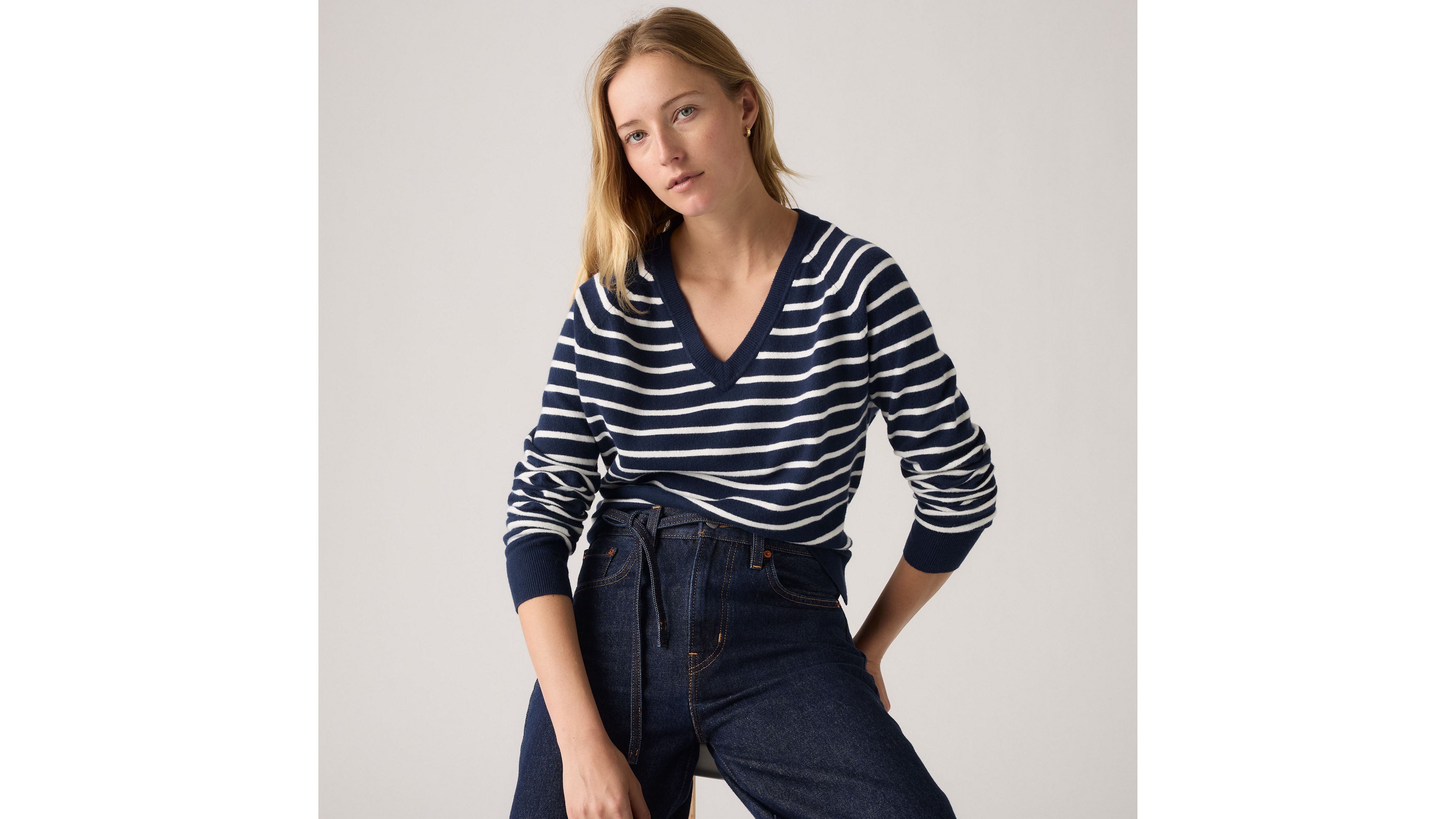 Lake Blue Knit V-Neck Long Sleeve Pullover Sweater