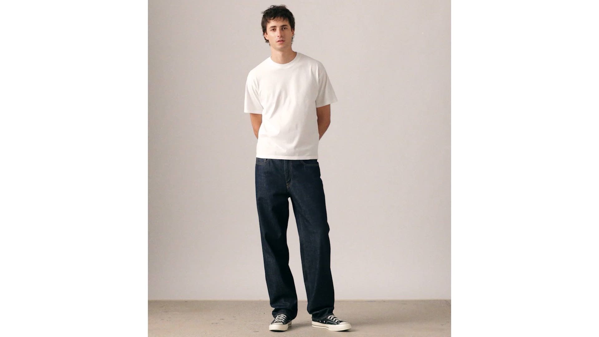 Kurz geschnittenes T-Shirt 1