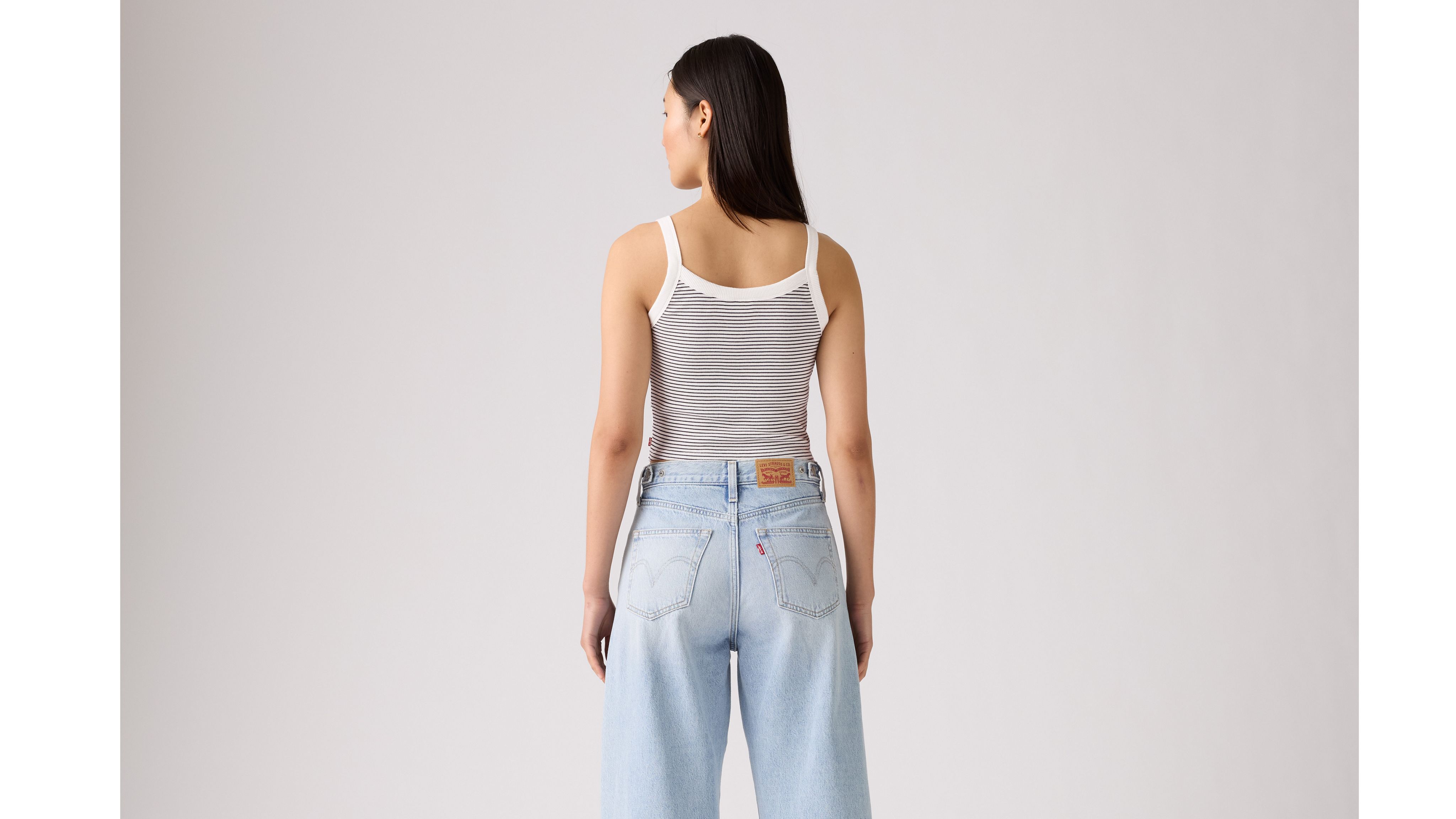 Essential Sporty Ribbed Tank Top 3